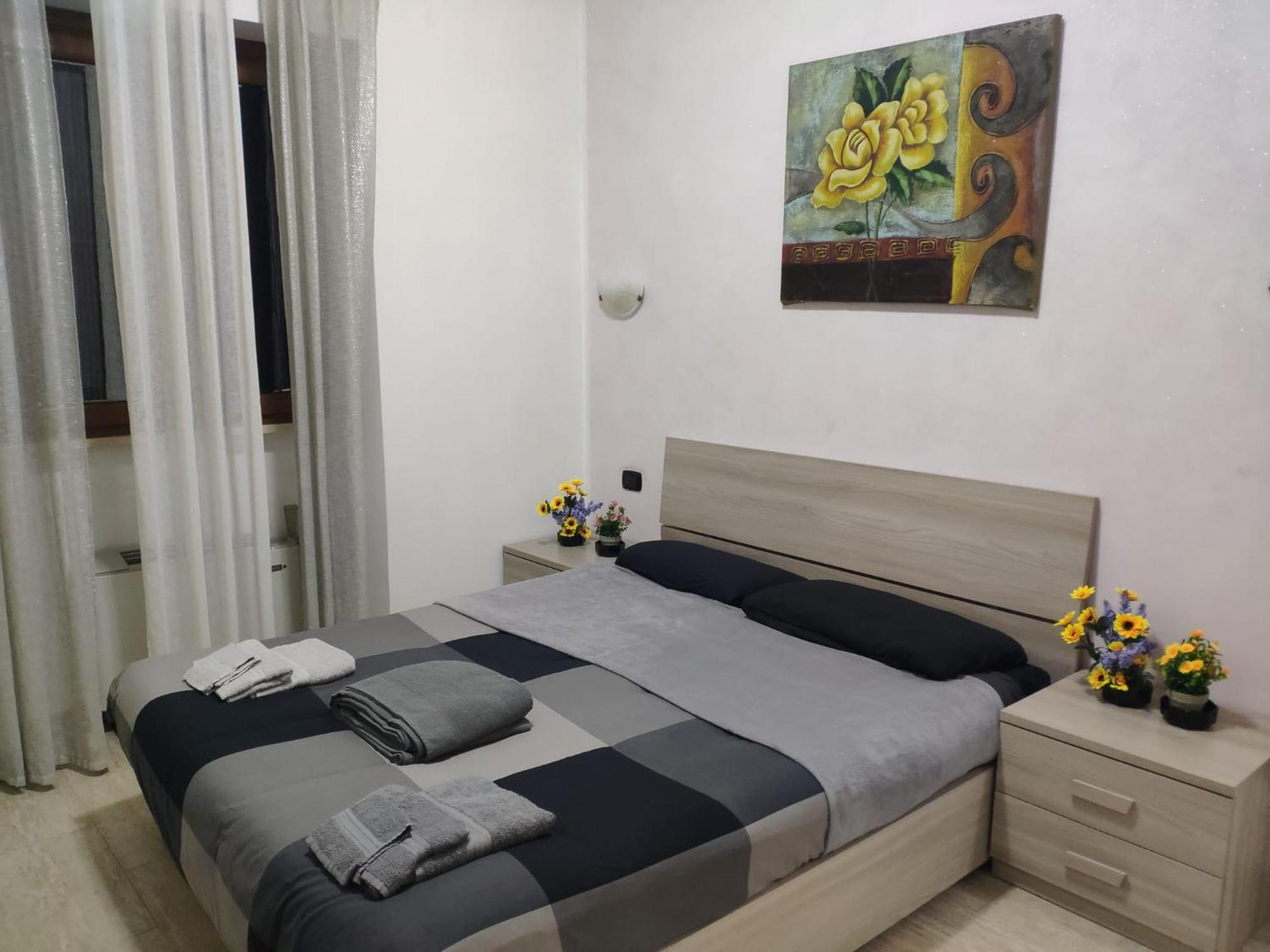 Deluxe - Close To Metro C Torrenova Station Quarto em Acomodações Particulares Roma