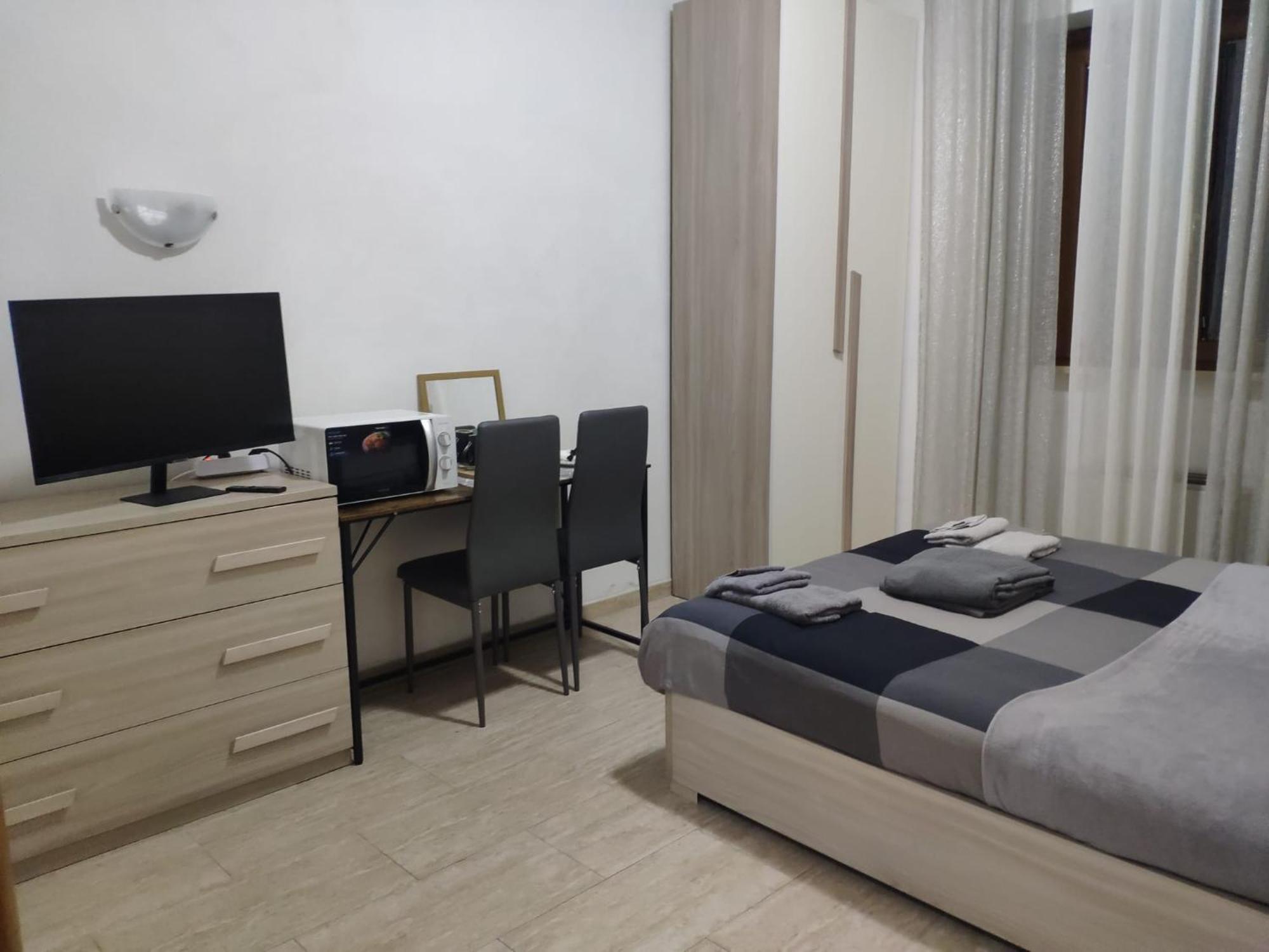 Deluxe - Close To Metro C Torrenova Station Quarto em Acomodações Particulares