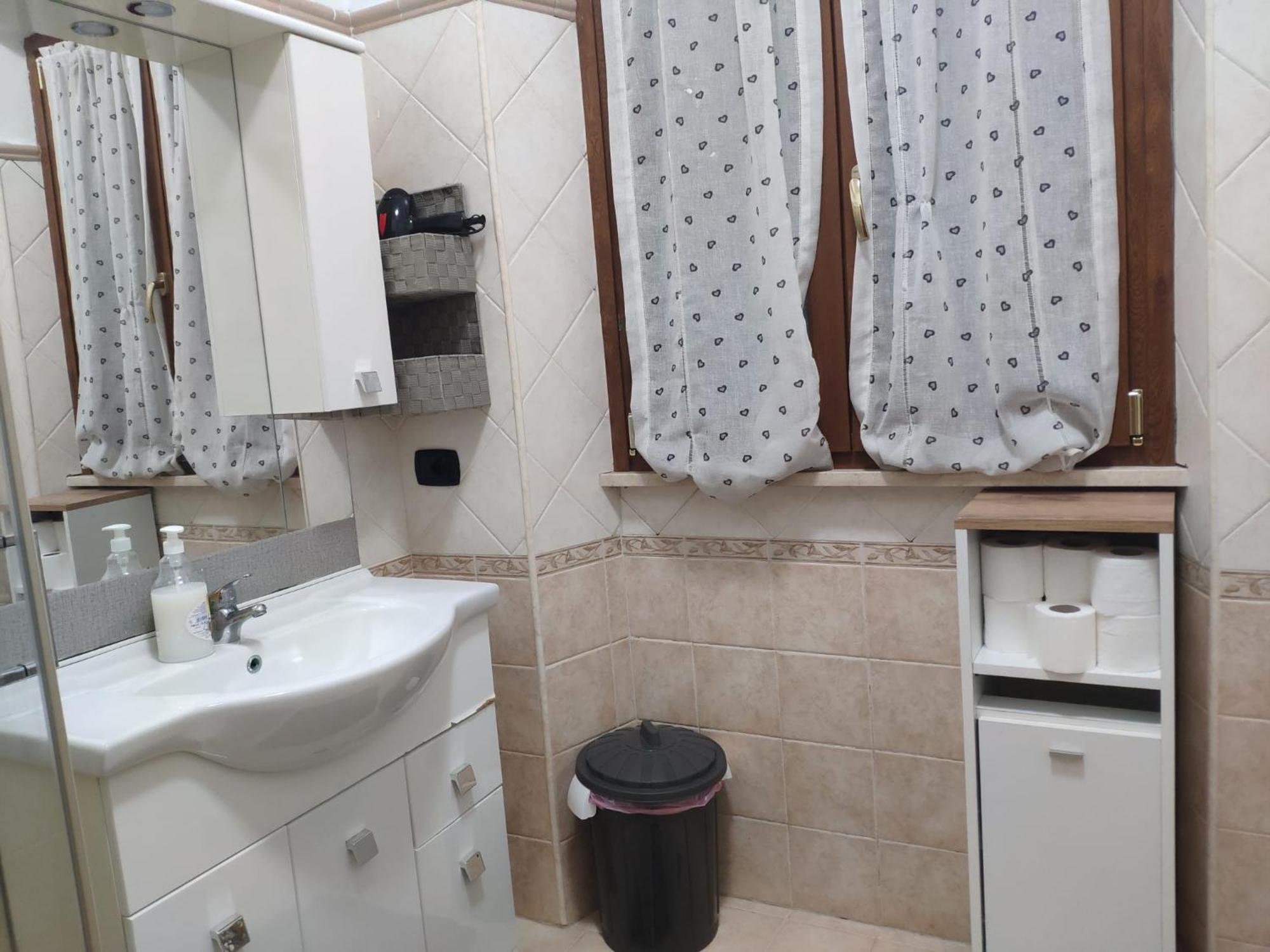 Deluxe With Private Kitchen And Garden - Close To Metro C Guest house *