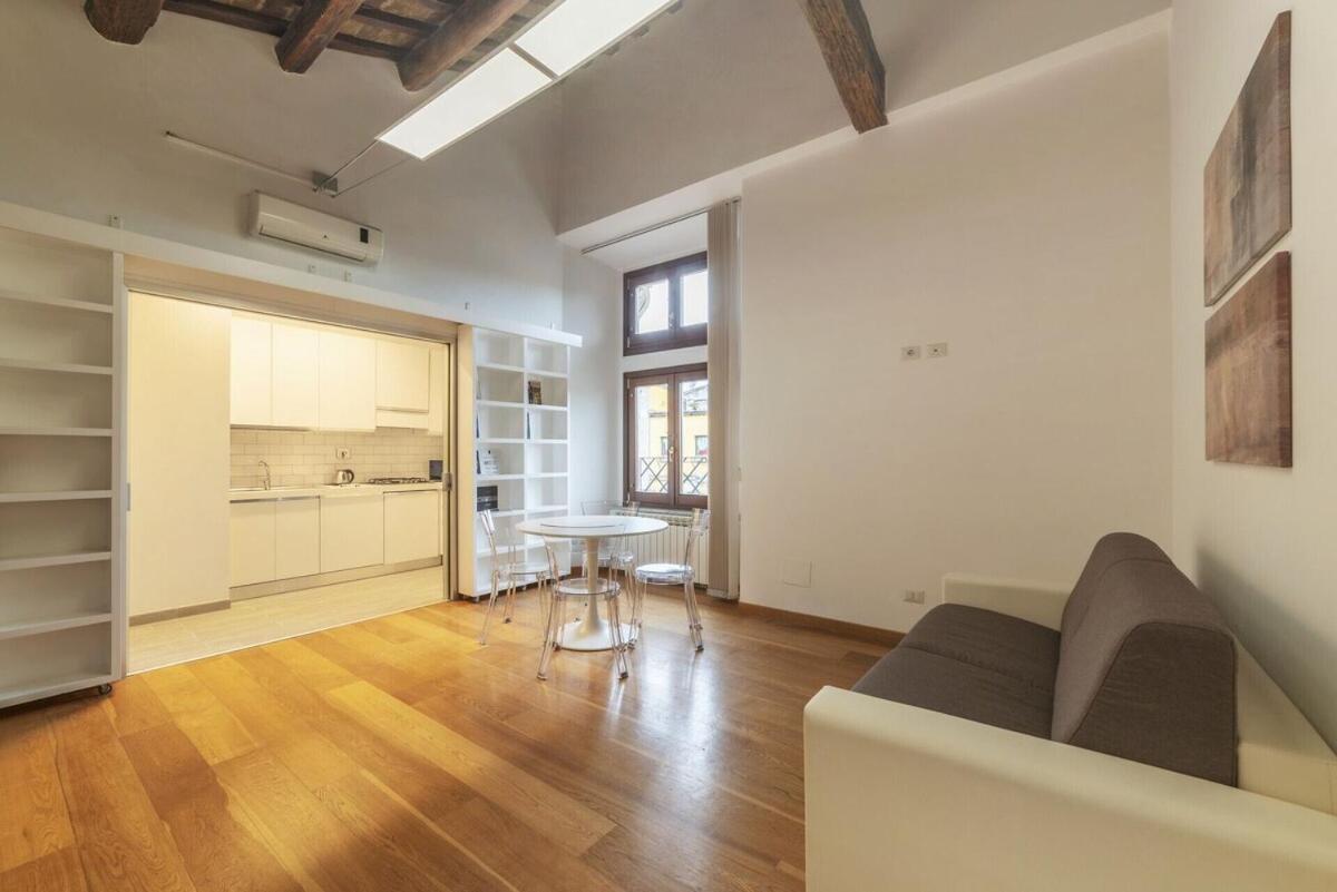 Live - Exclusive Penthouses * Roma