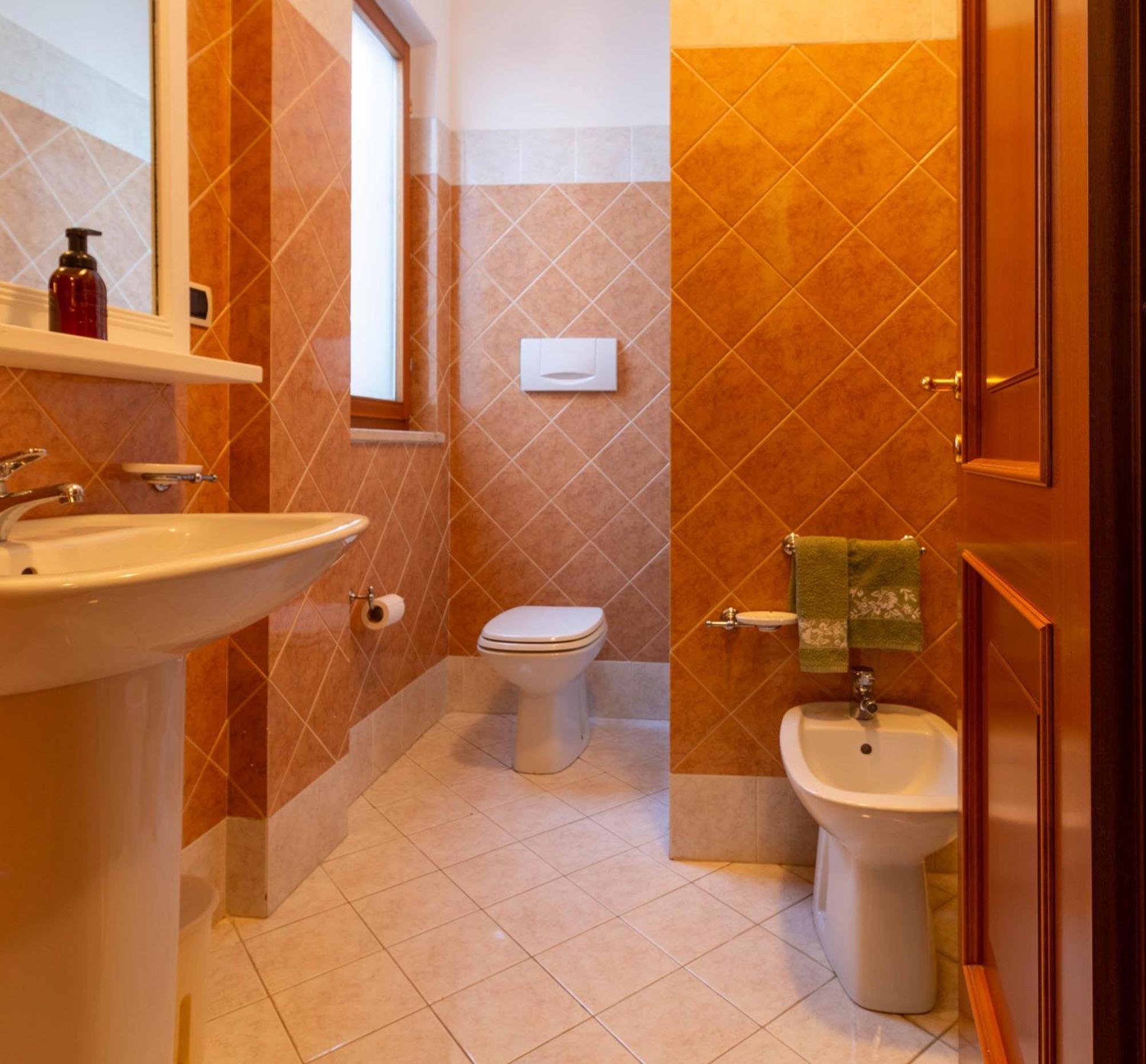 - Essential Appartamento Roma