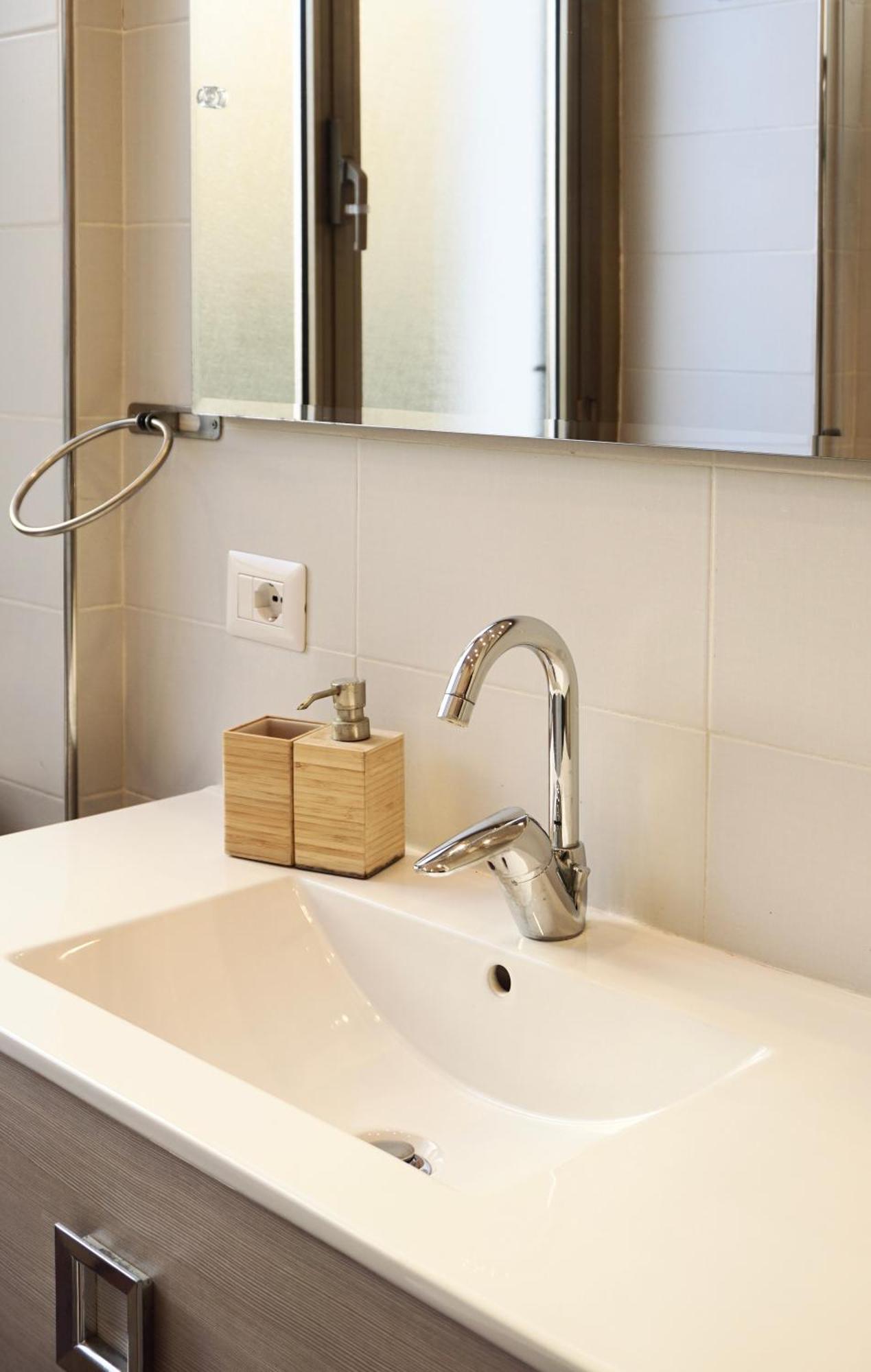 Cozy In The Heart Of Garbatella Appartamento *