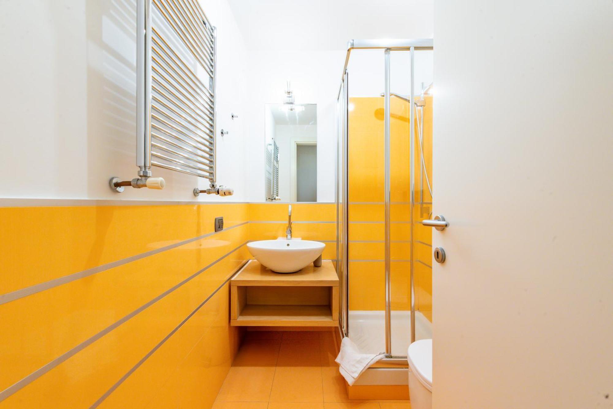 Gabi Spacious Design Roma