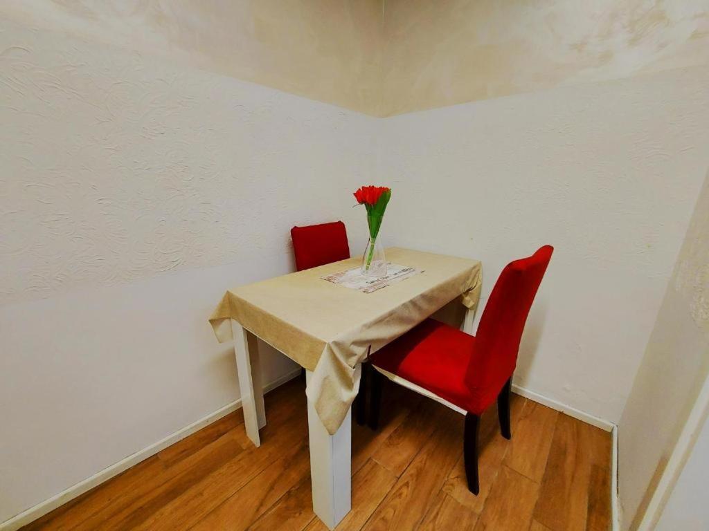 Free Breakfast- Cozy Steps From The Colosseo Appartamento *