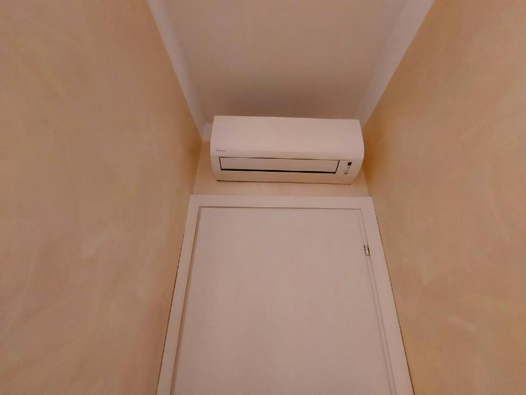 Apartamento Free Breakfast- Cozy Steps From The Colosseo Roma