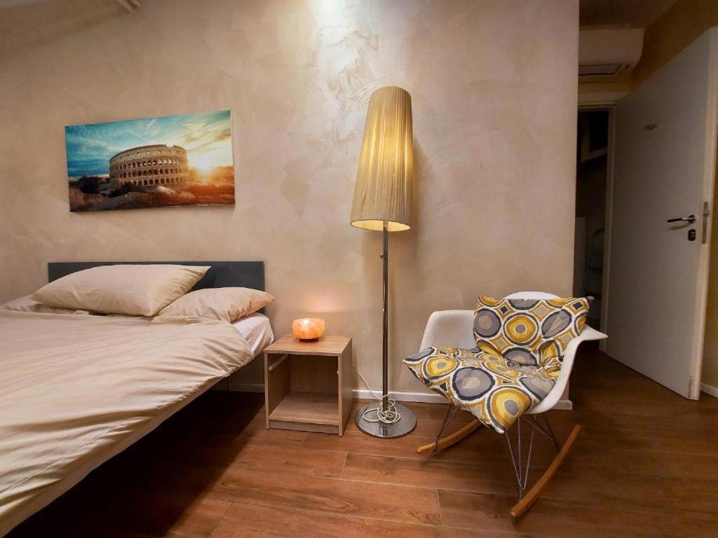 Free Breakfast- Cozy Steps From The Colosseo Appartamento *