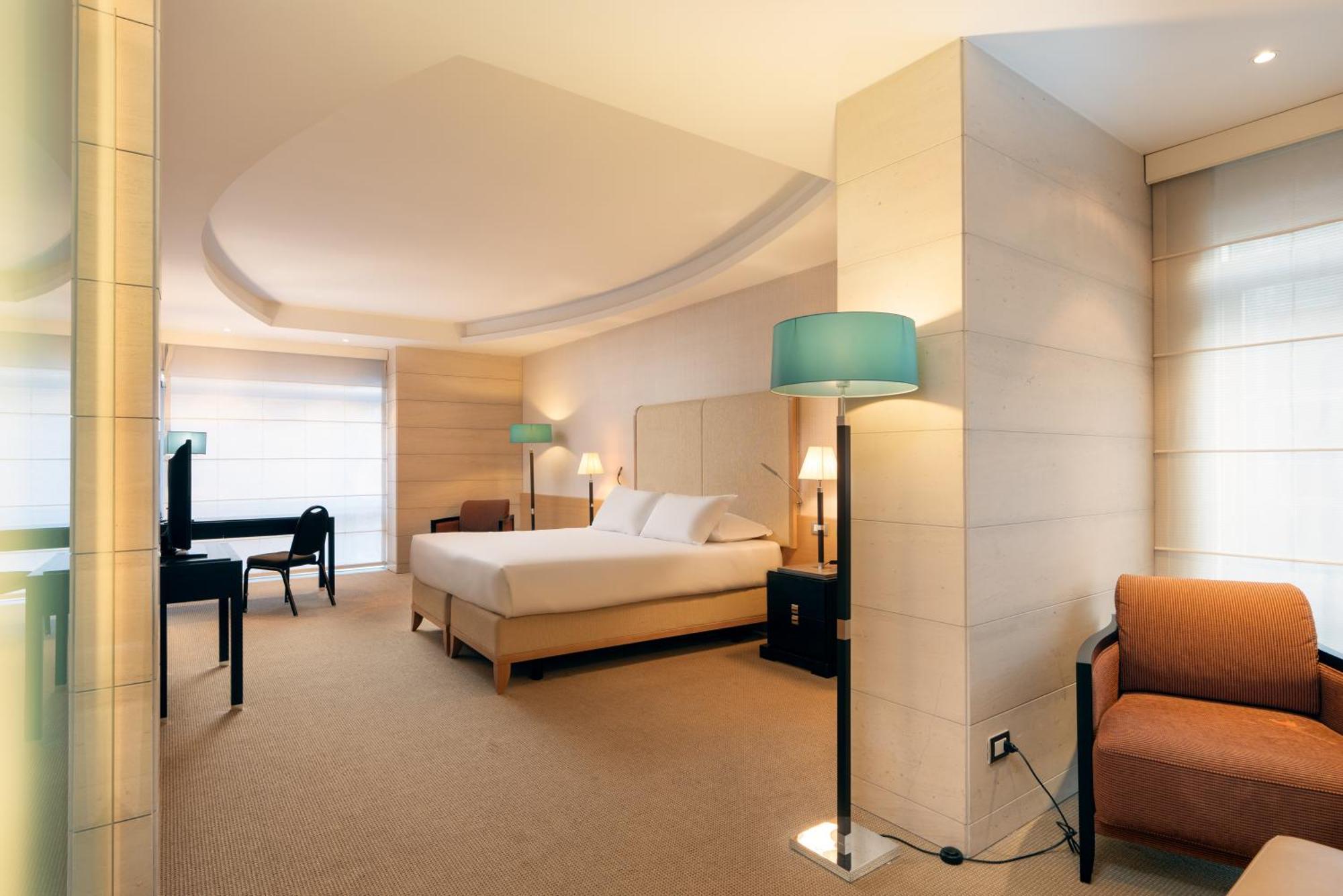 Hotell Precise House Mantegna 4*