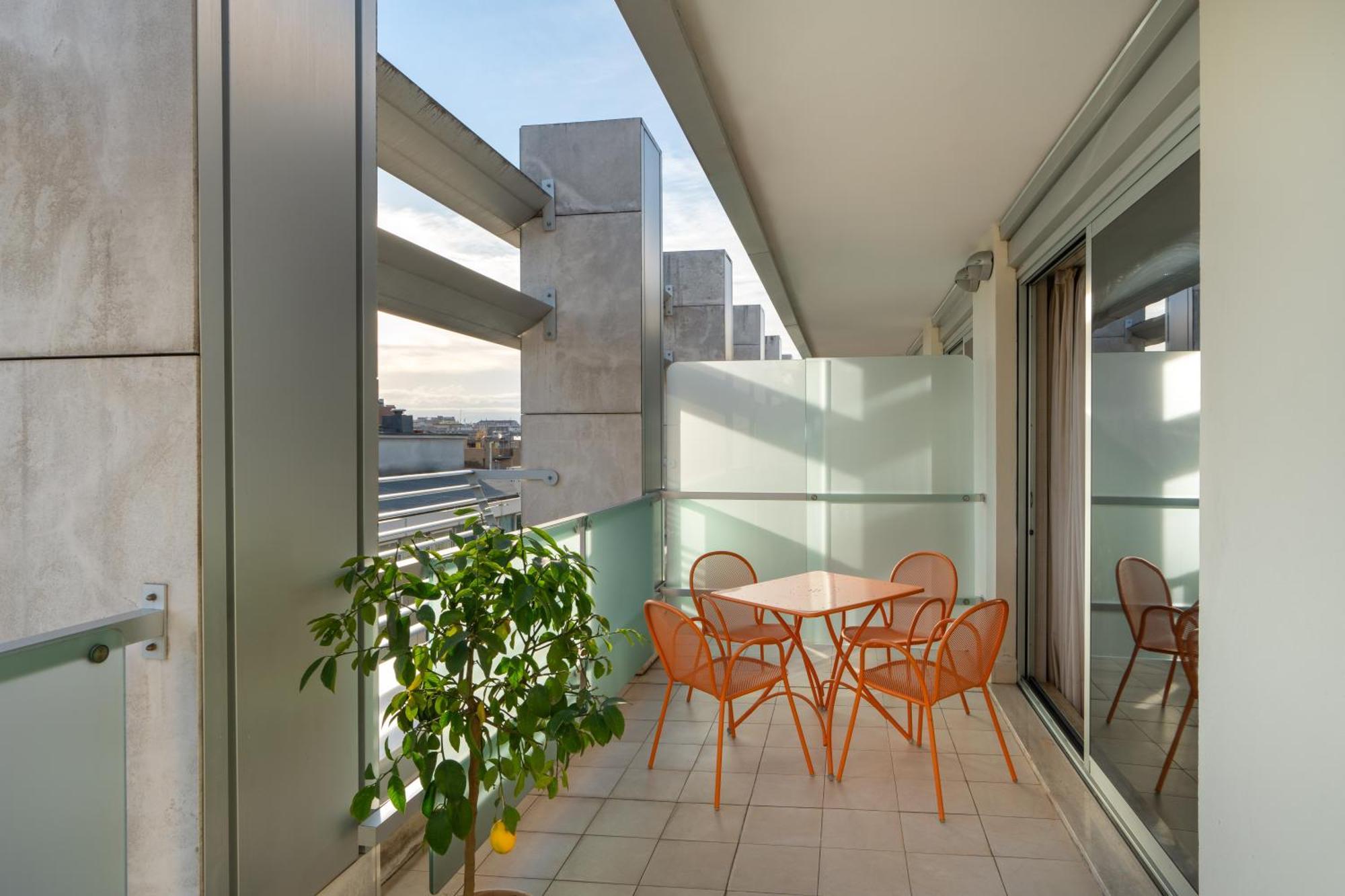 Precise House Mantegna Hotell 4*