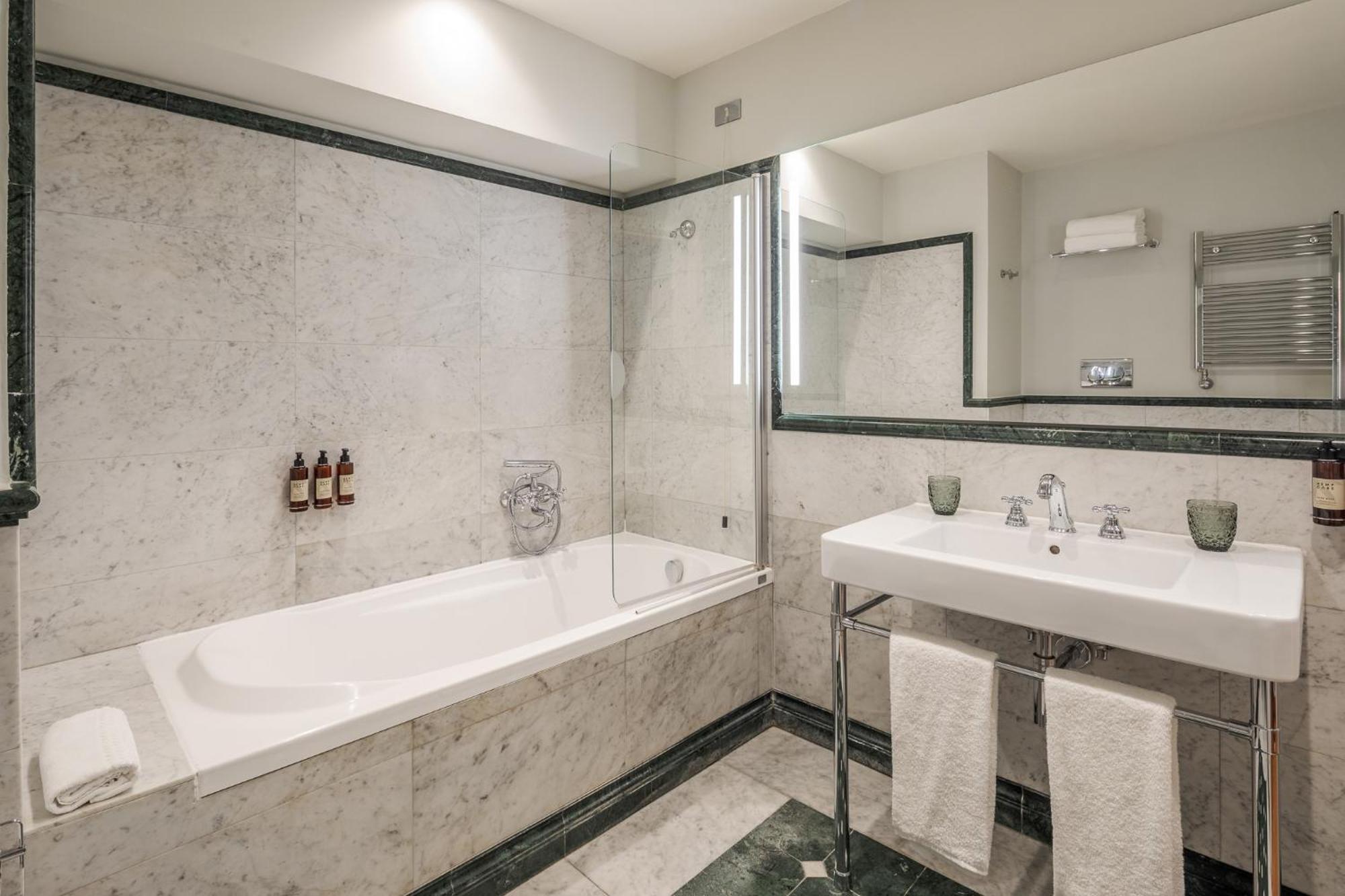 Hotell Donna Camilla Savelli - Vretreats Roma