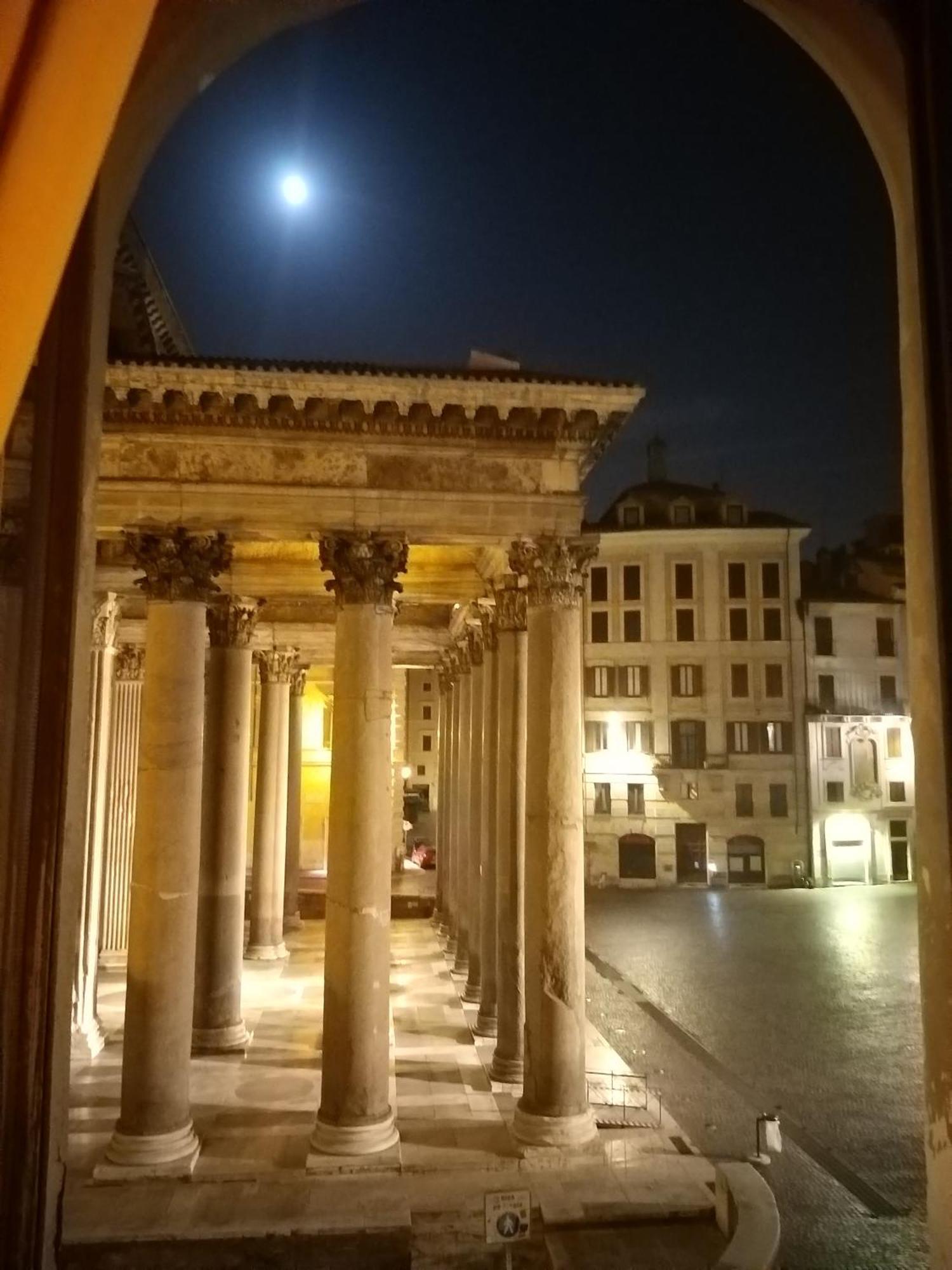 L'antica Dimora Con Splendida Vista Sul Pantheon Apartamento *