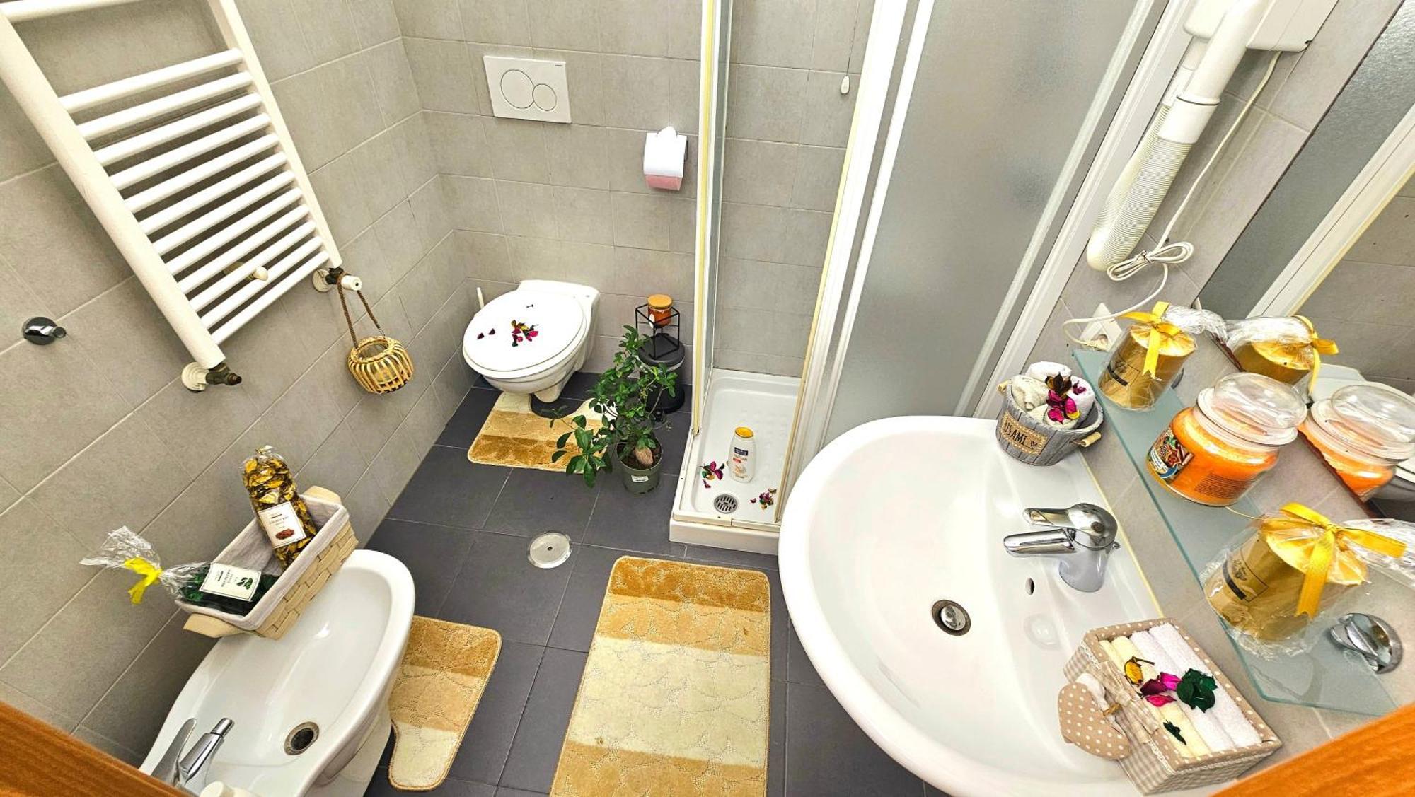 Affittacamere Luxury By A Casa Simpatia - Free Parking Minimum 3 Nights -on Request In Advance *