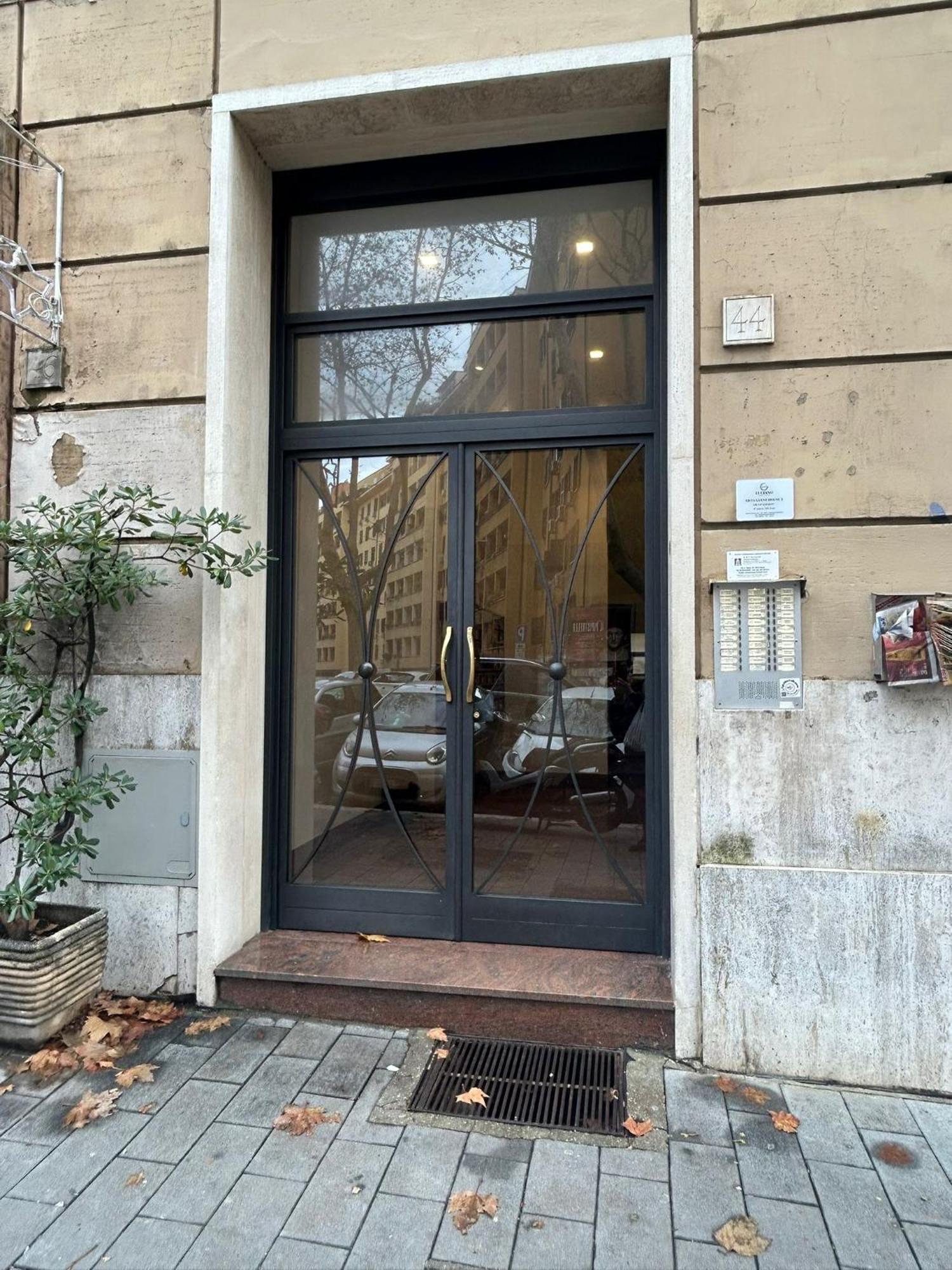 San Giovanni Flat Near To Colosseo *
