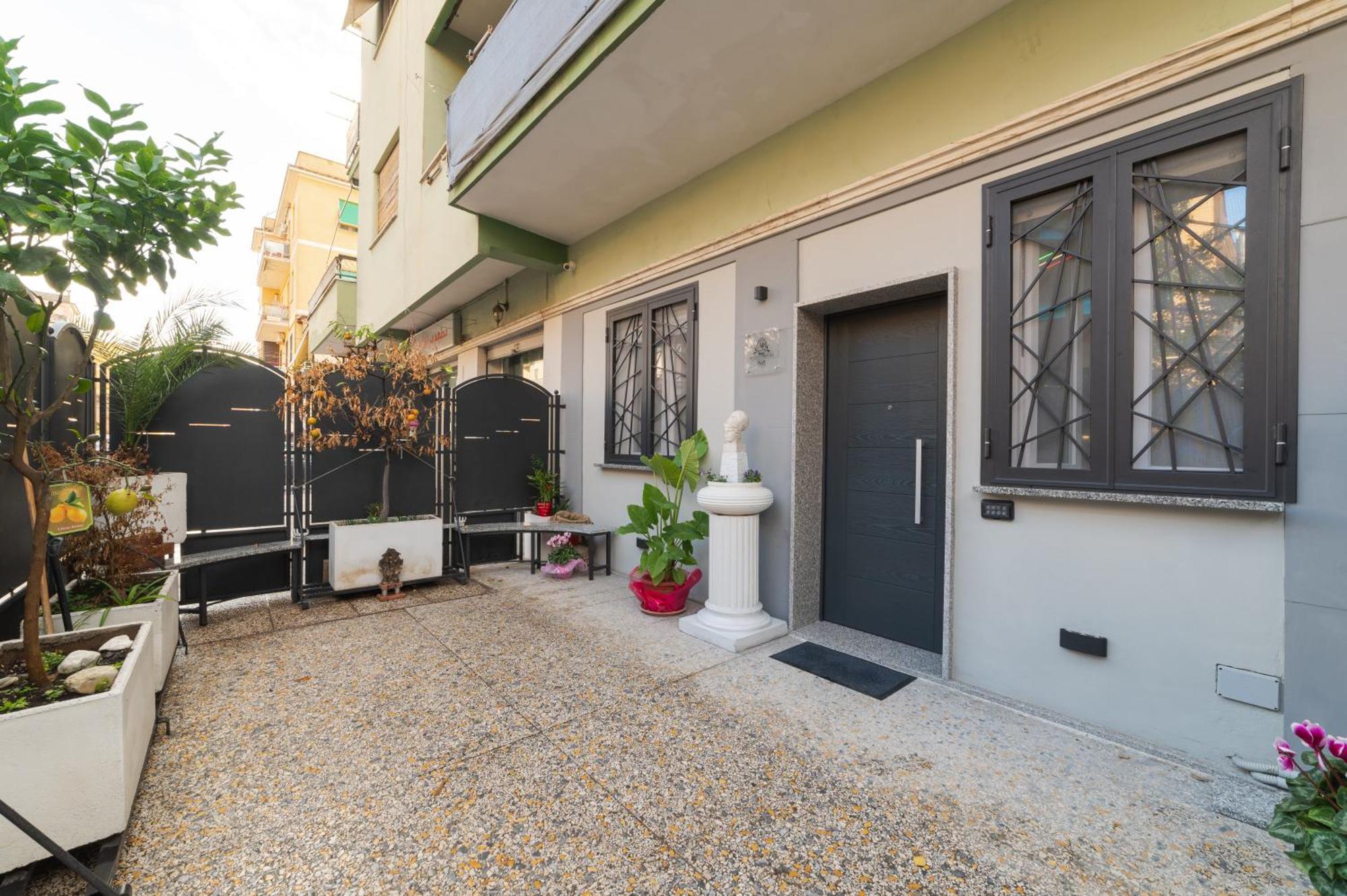 Leilighet Minerva Prestige Metro C Roma