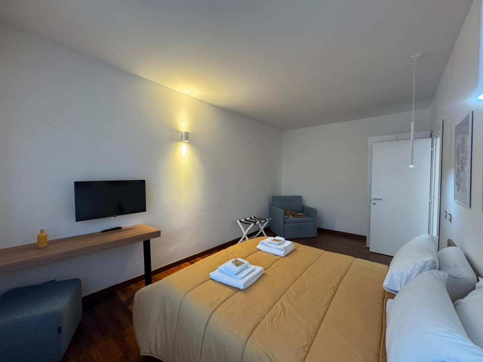 Papa's - A New Flat In Portuense * Roma