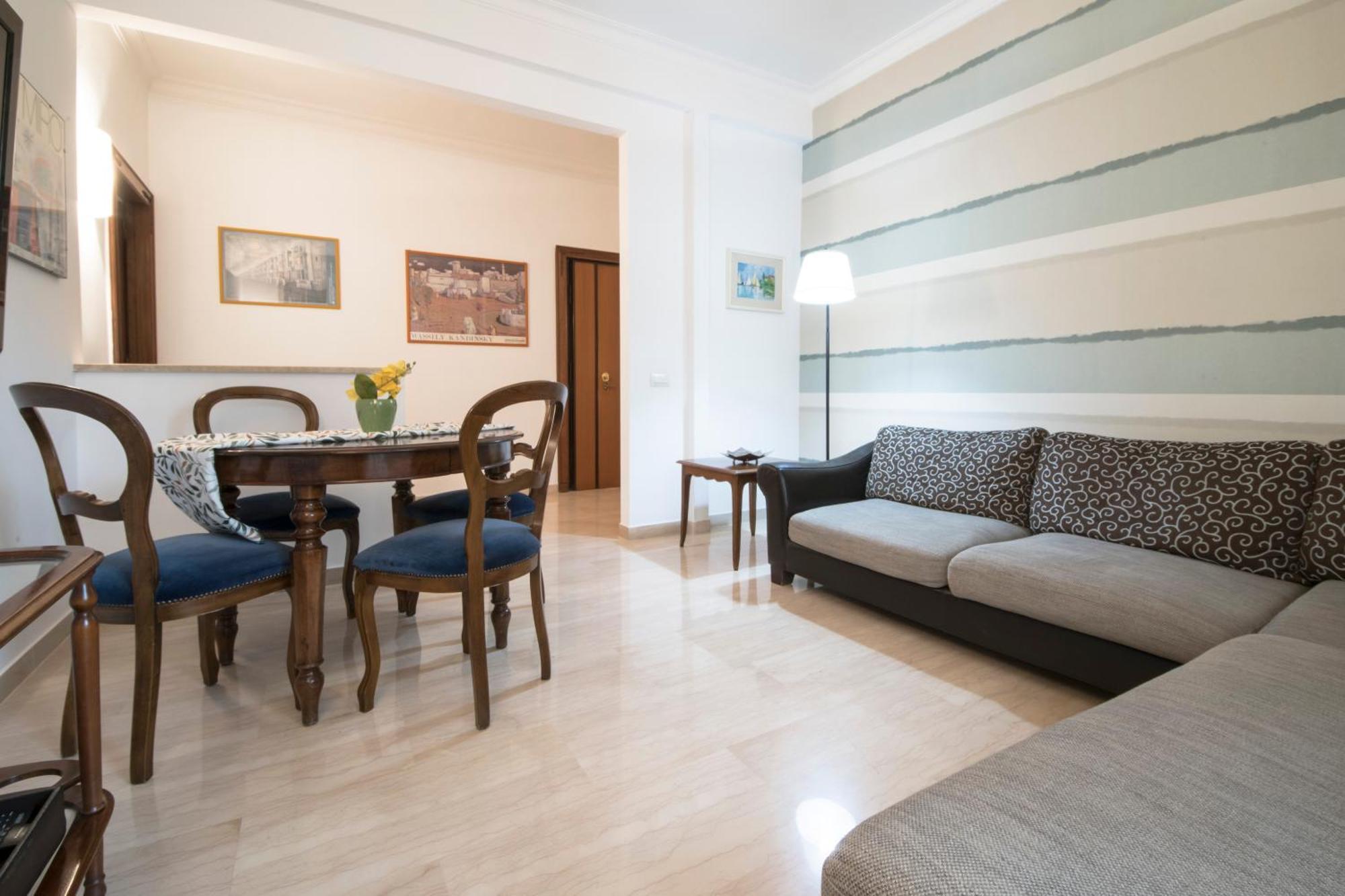 Apartment Gregory Bright St Peter's