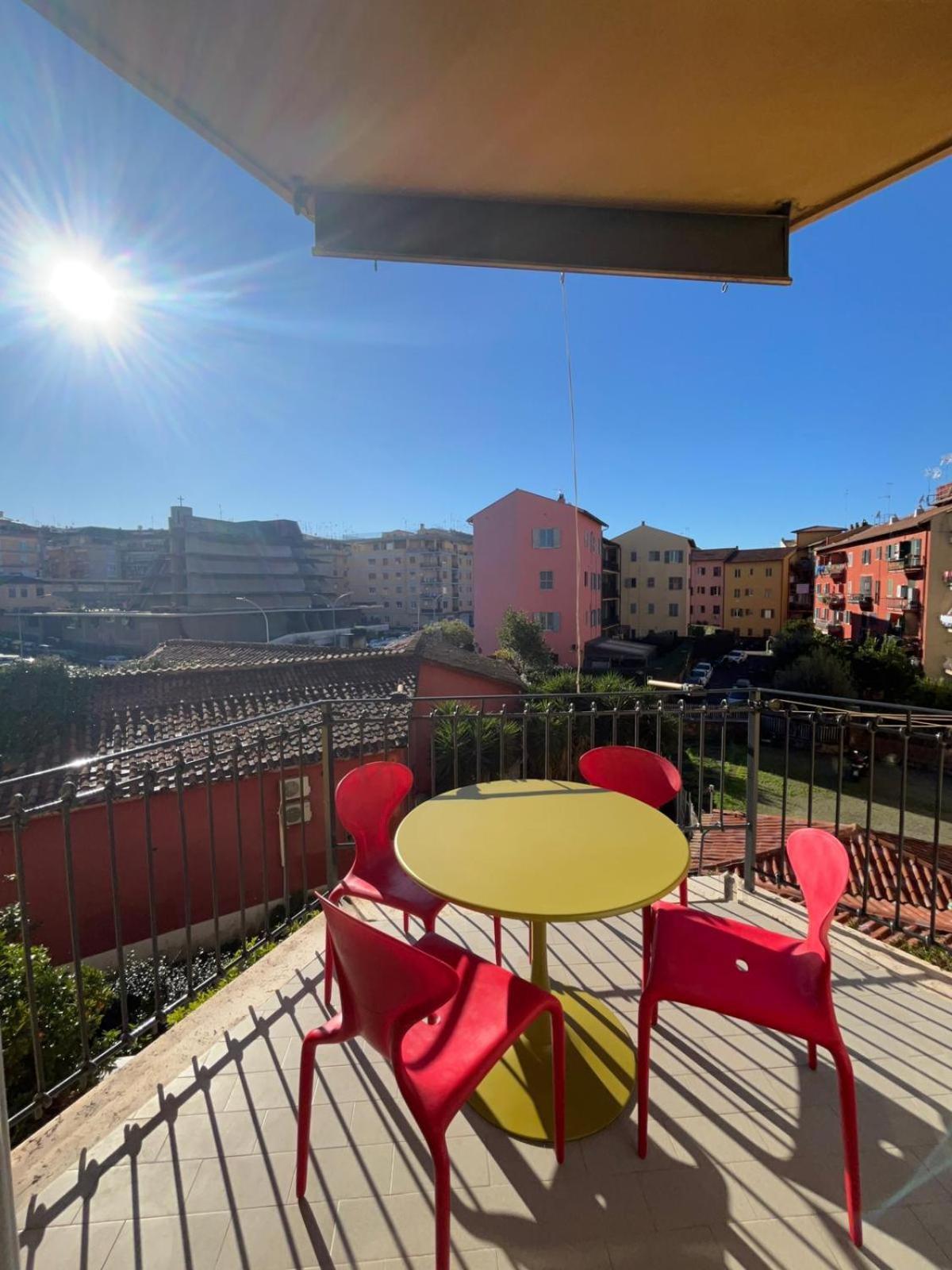 L'affaccio Sul Borgo - Adiacente Metro B Appartamento