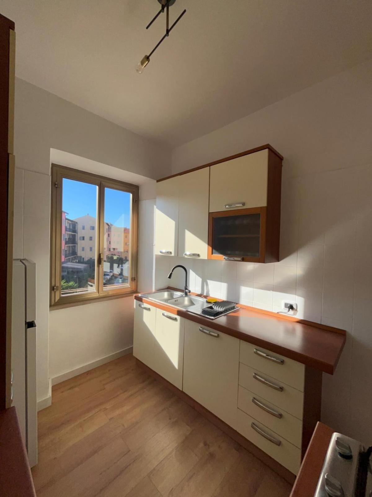 L'affaccio Sul Borgo - Adiacente Metro B Appartamento