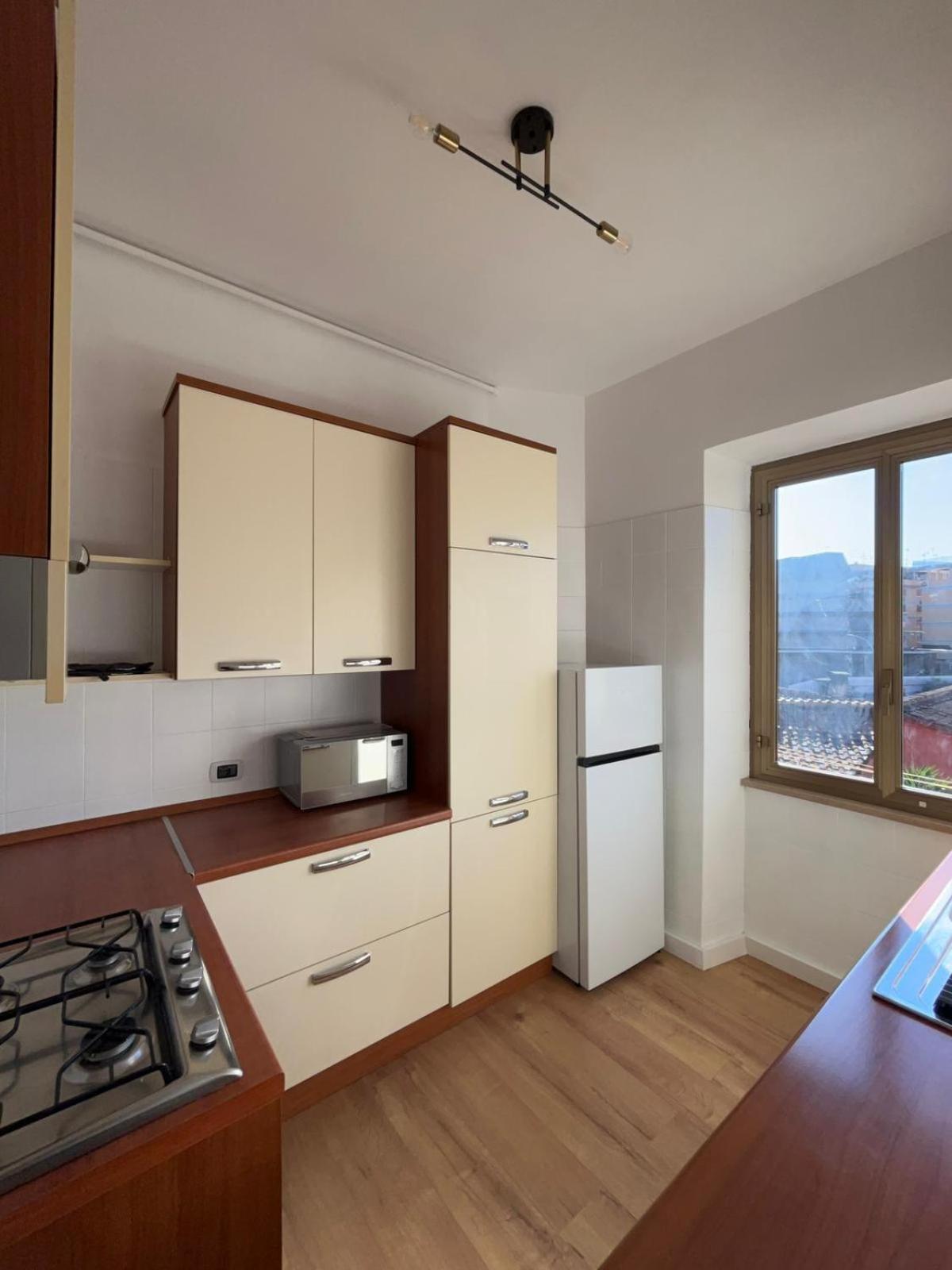 Appartamento L'affaccio Sul Borgo - Adiacente Metro B Roma