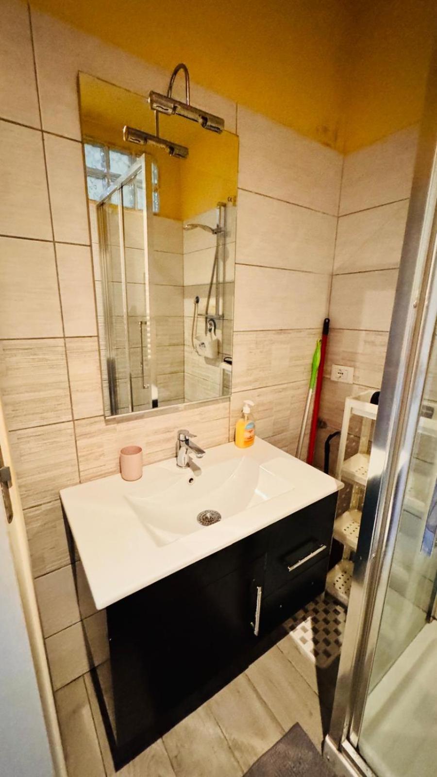 Kotel Residenza Piazza Bologna Holiday home Rome