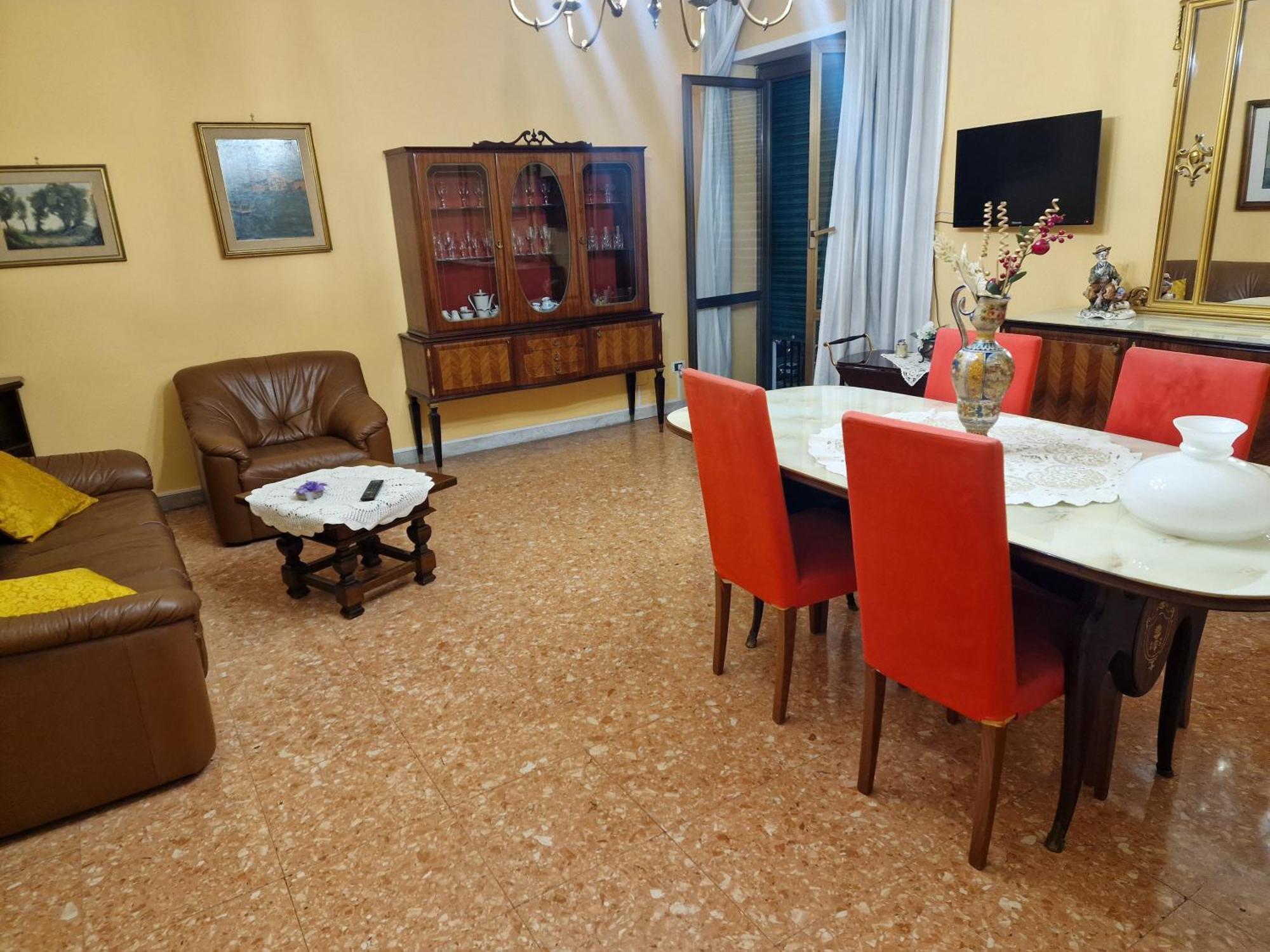 Da Nonna Santa & Private Parking Appartamento *