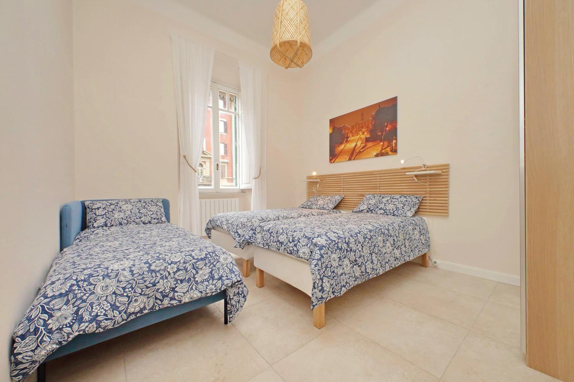 Balconcino Romantico A Via Aosta Apartamento