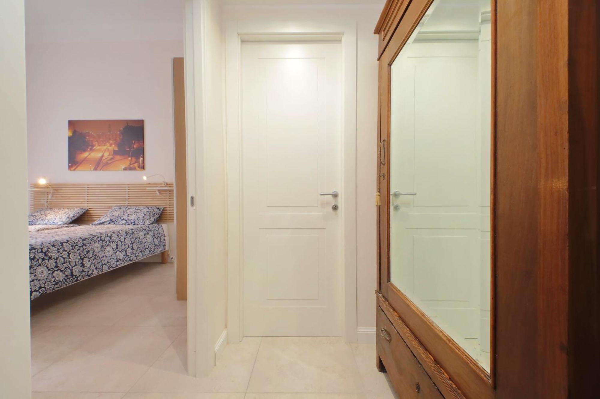 Balconcino Romantico A Via Aosta Apartamento *
