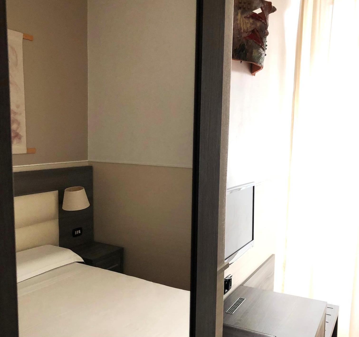 Aphrodite 4* Roma