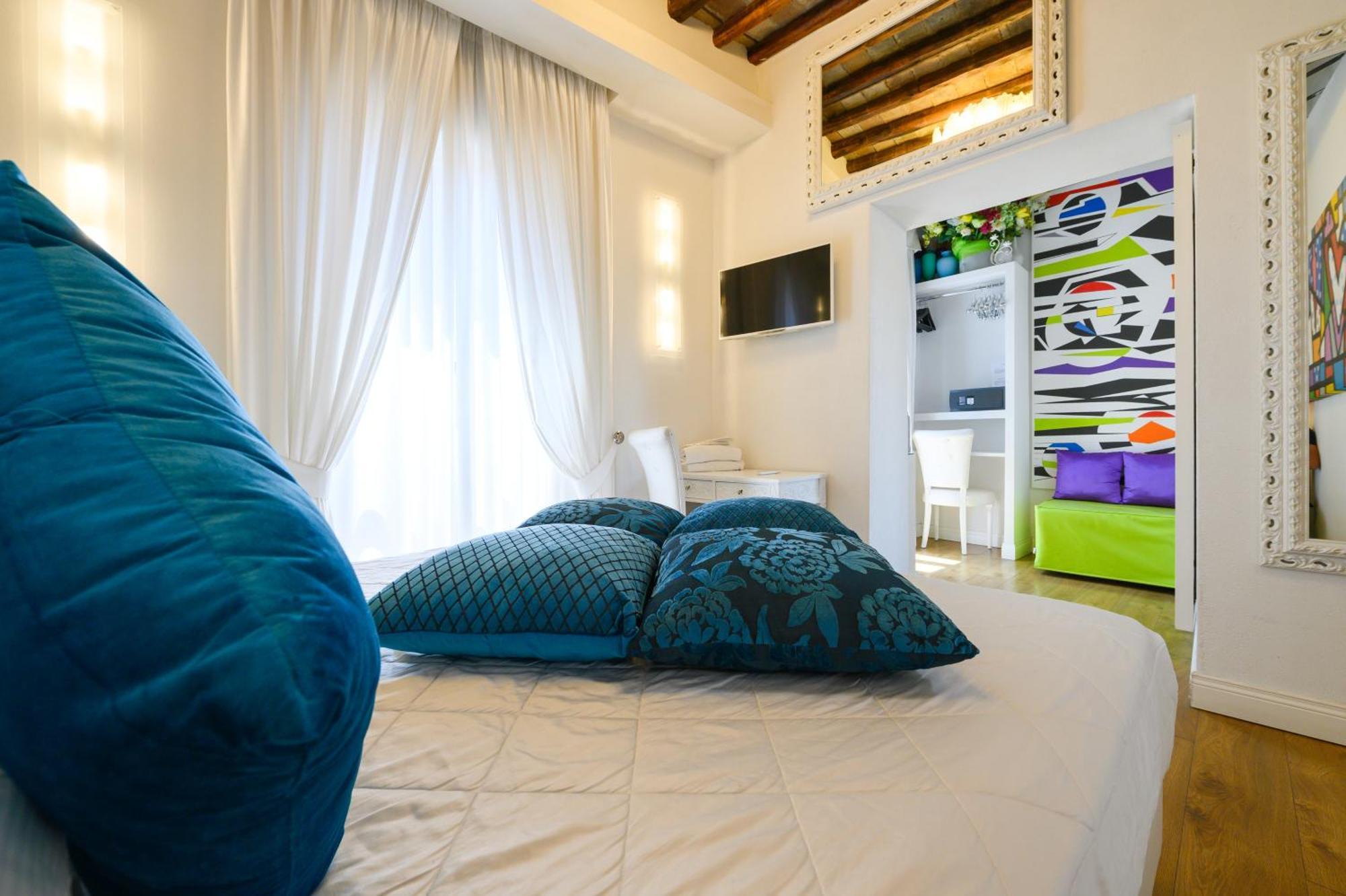 Domus Spagna Frattina Guest house 3*