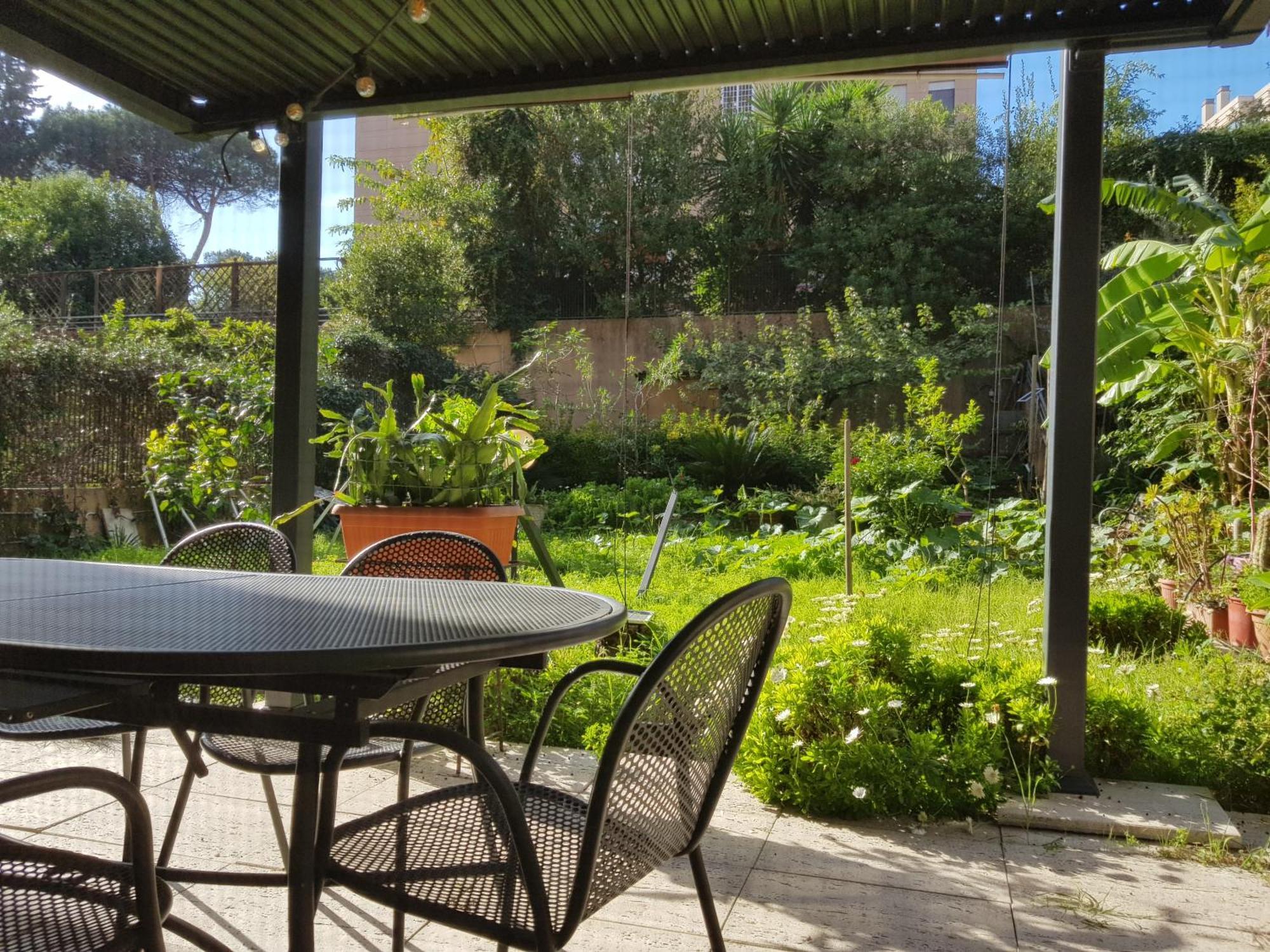 Apartment Eur Charme Apt&garden Rom