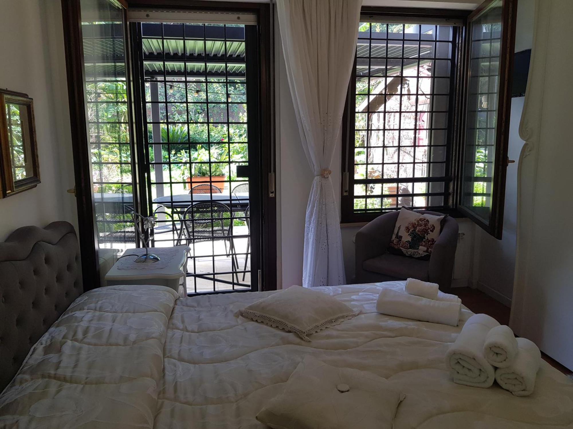Eur Charme Apt&garden Apartment