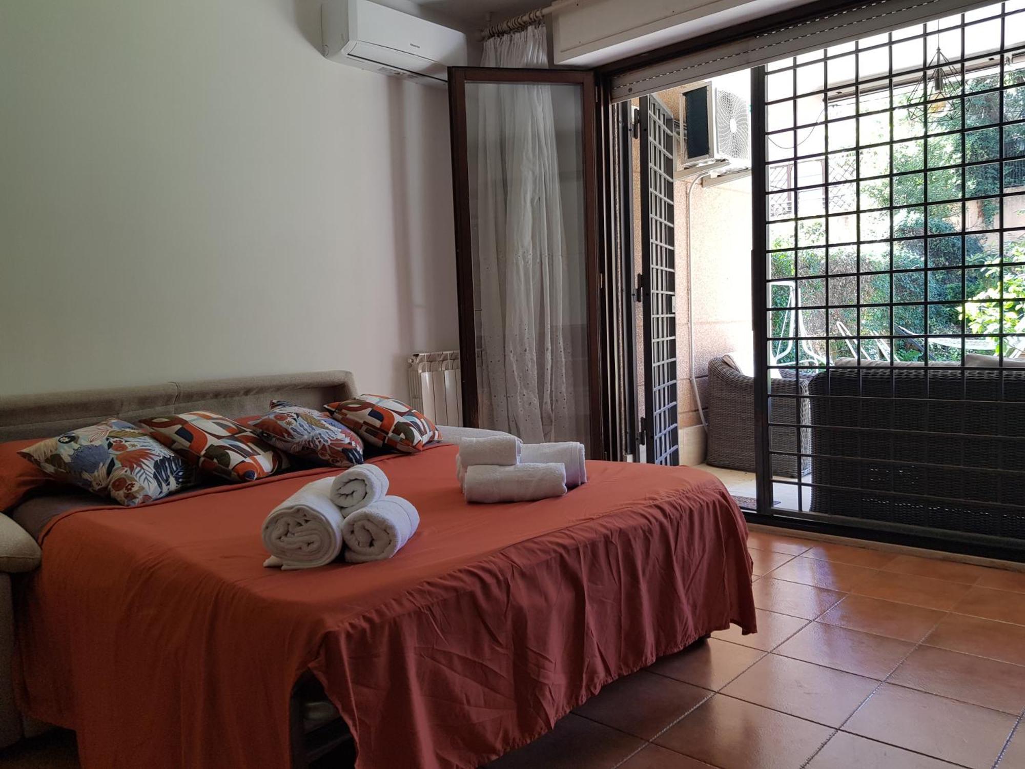 Eur Charme Apt&garden Apartment *