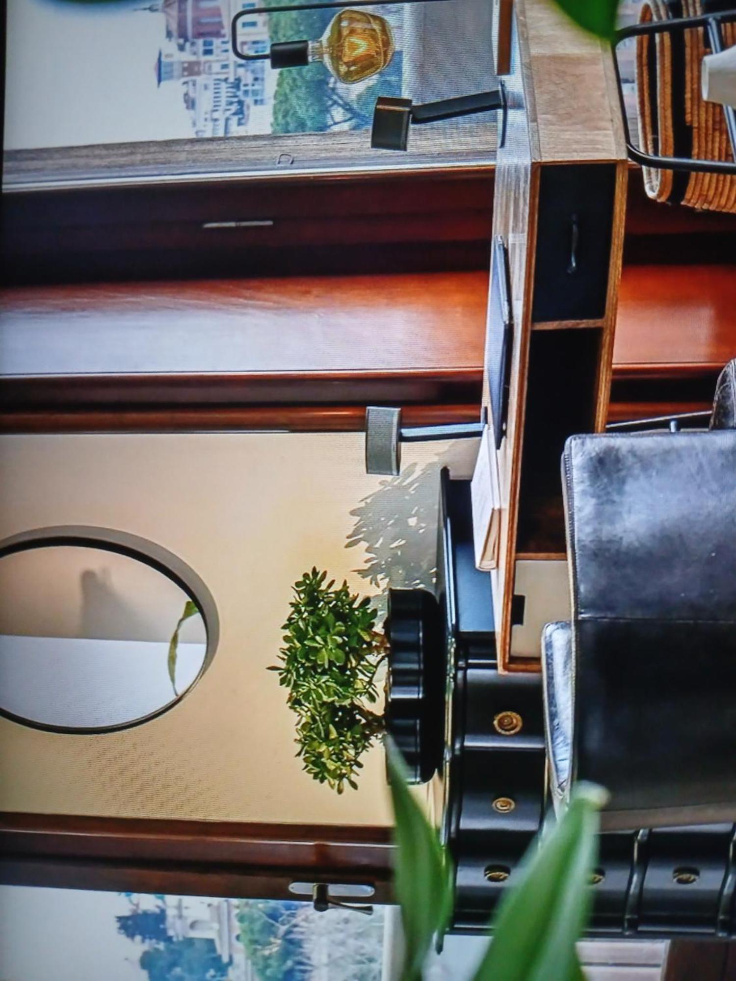 Villa Panoramic Penthouse Geta 15 Percent Dscount - Message Me On Whatsap - Check The Photo For Details! *