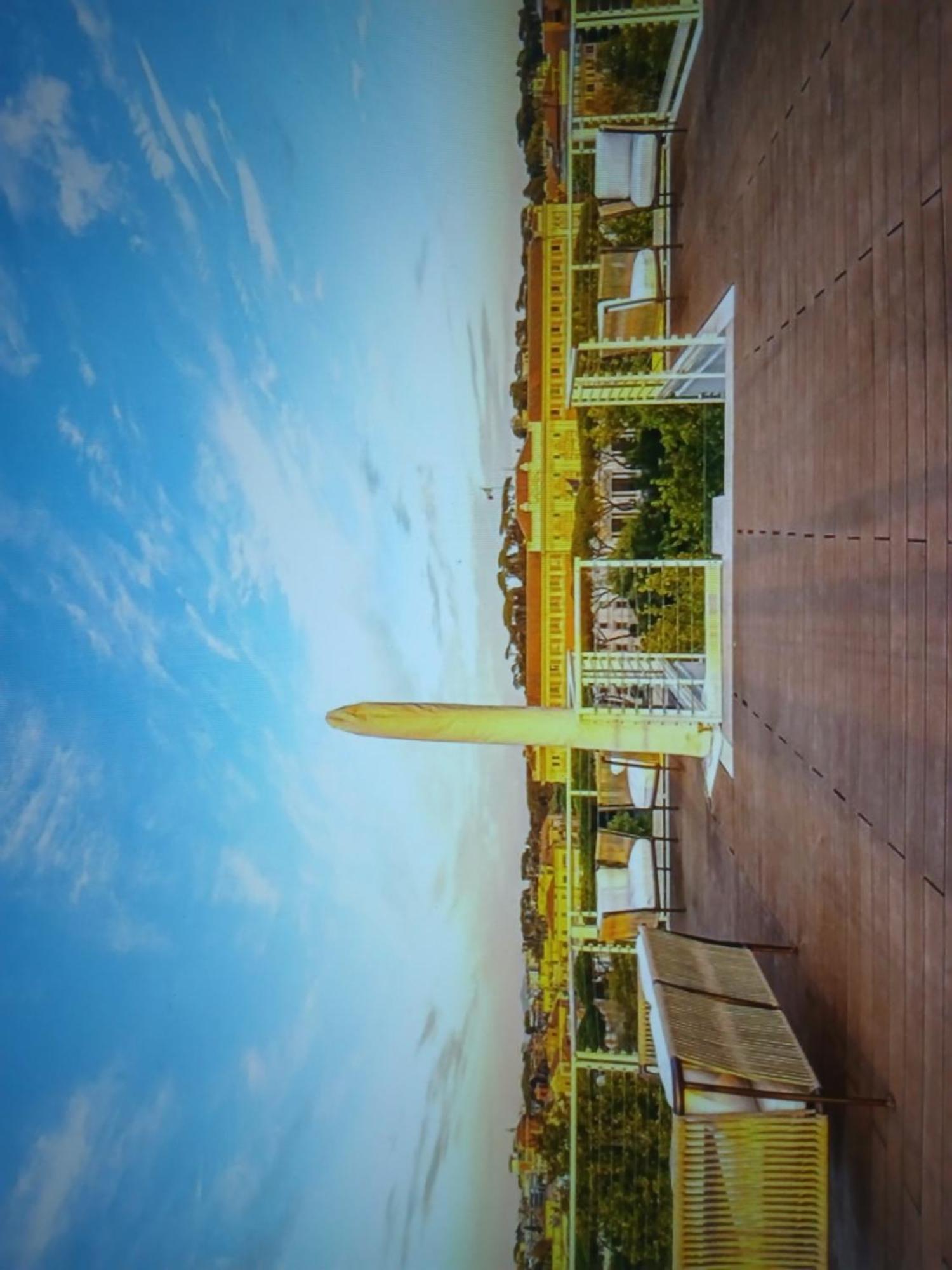 Panoramic Penthouse Geta 15 Percent Dscount - Message Me On Whatsap - Check The Photo For Details! Roma