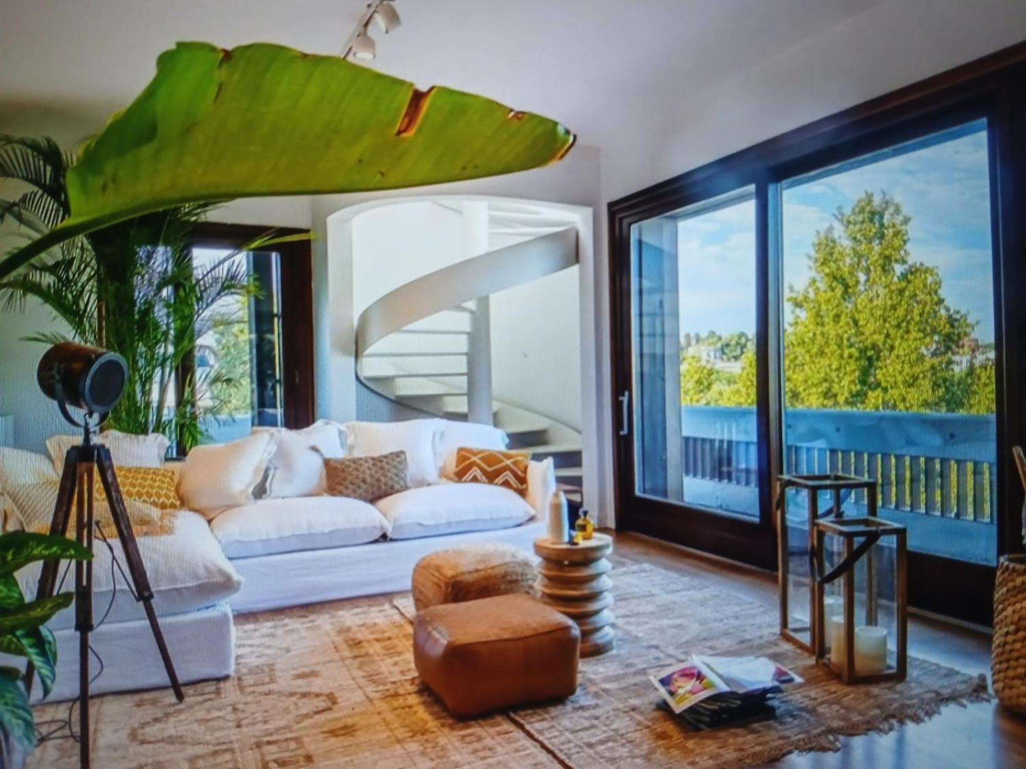Panoramic Penthouse Geta 15 Percent Dscount - Message Me On Whatsap - Check The Photo For Details! Villa