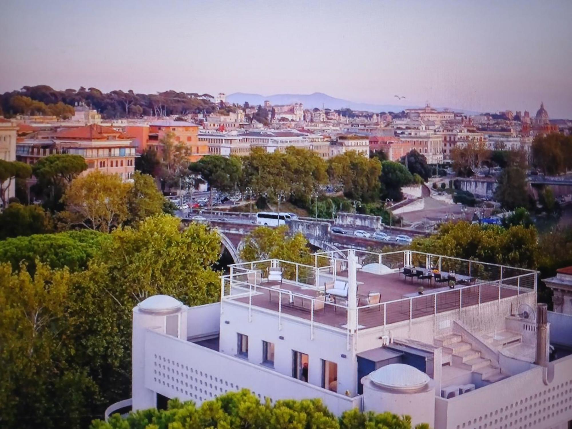 Villa Panoramic Penthouse Geta 15 Percent Dscount - Message Me On Whatsap - Check The Photo For Details!