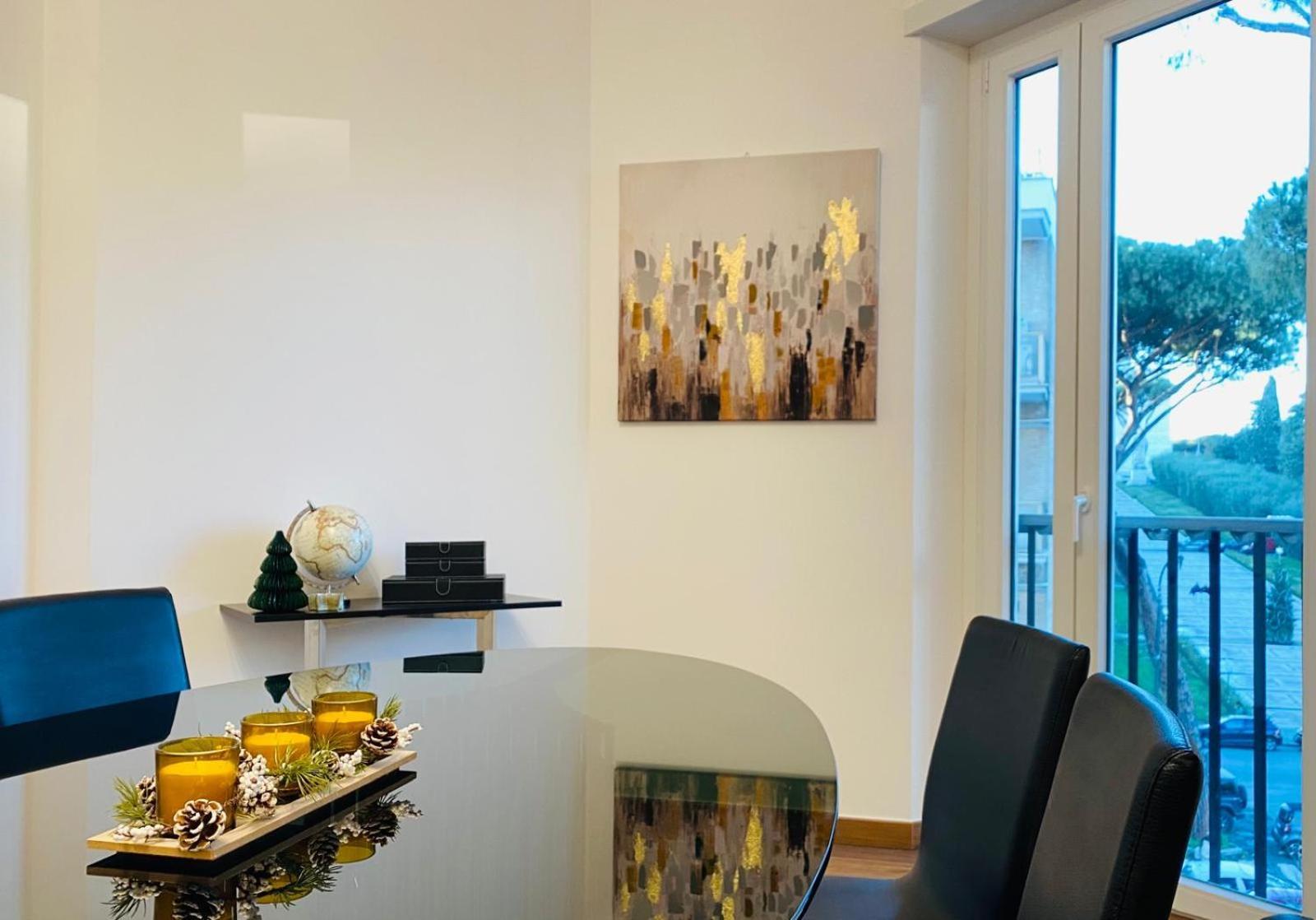 Pasteur 66 - Luxury In Leilighet Roma