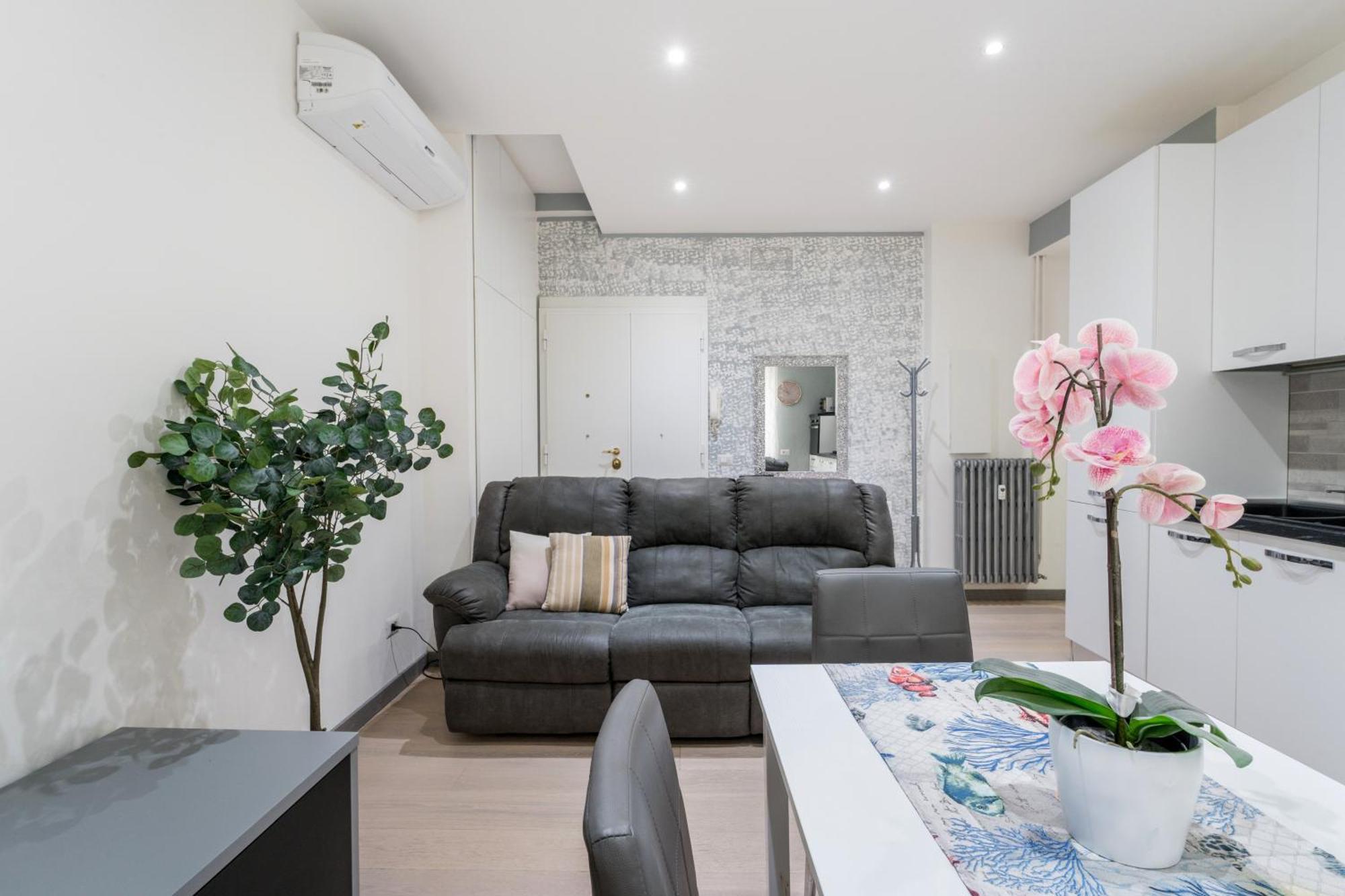 Silver Dream Cornelia, Elegant With Car Park Appartamento