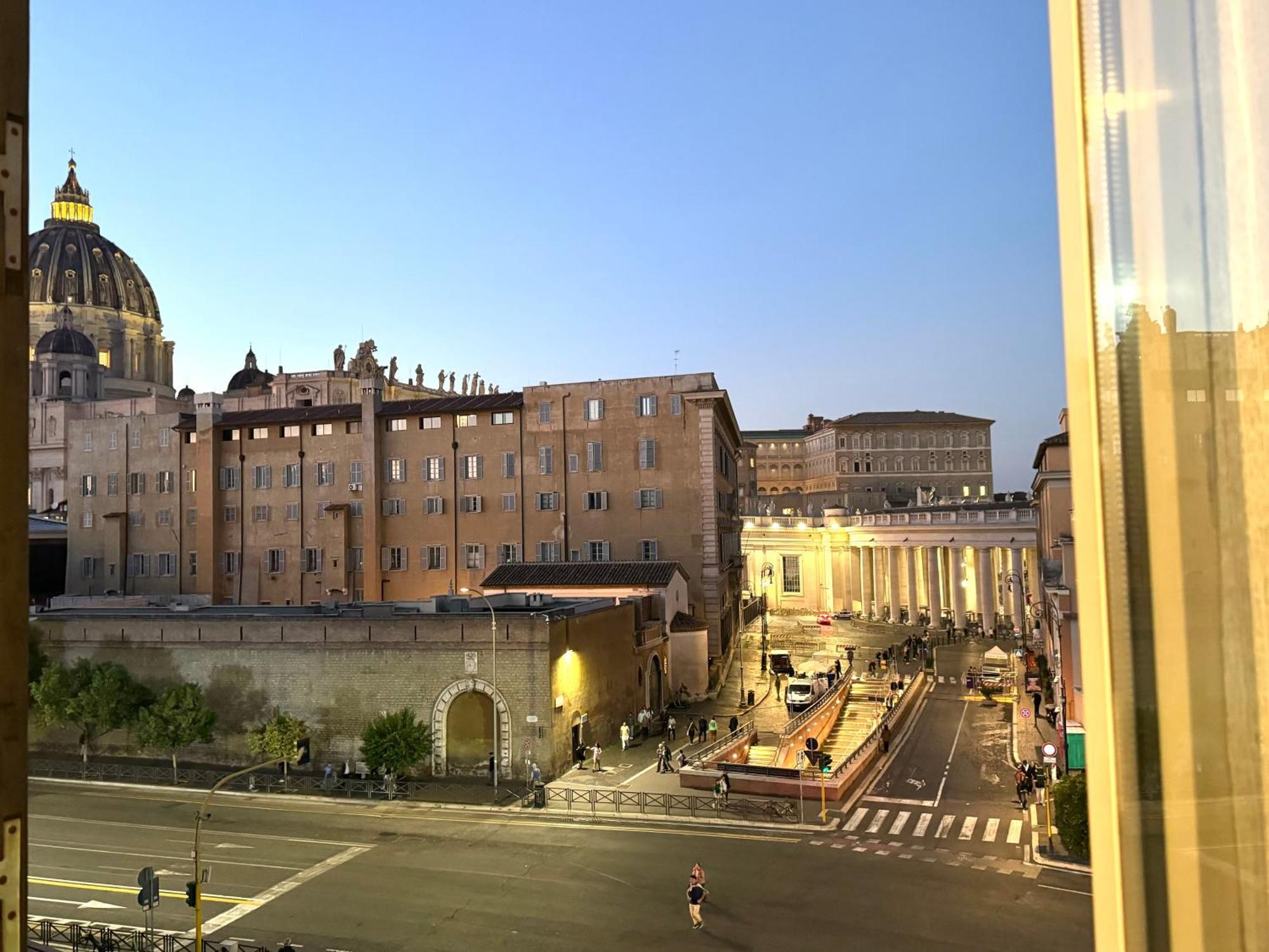3c Domus Vaticana Rome