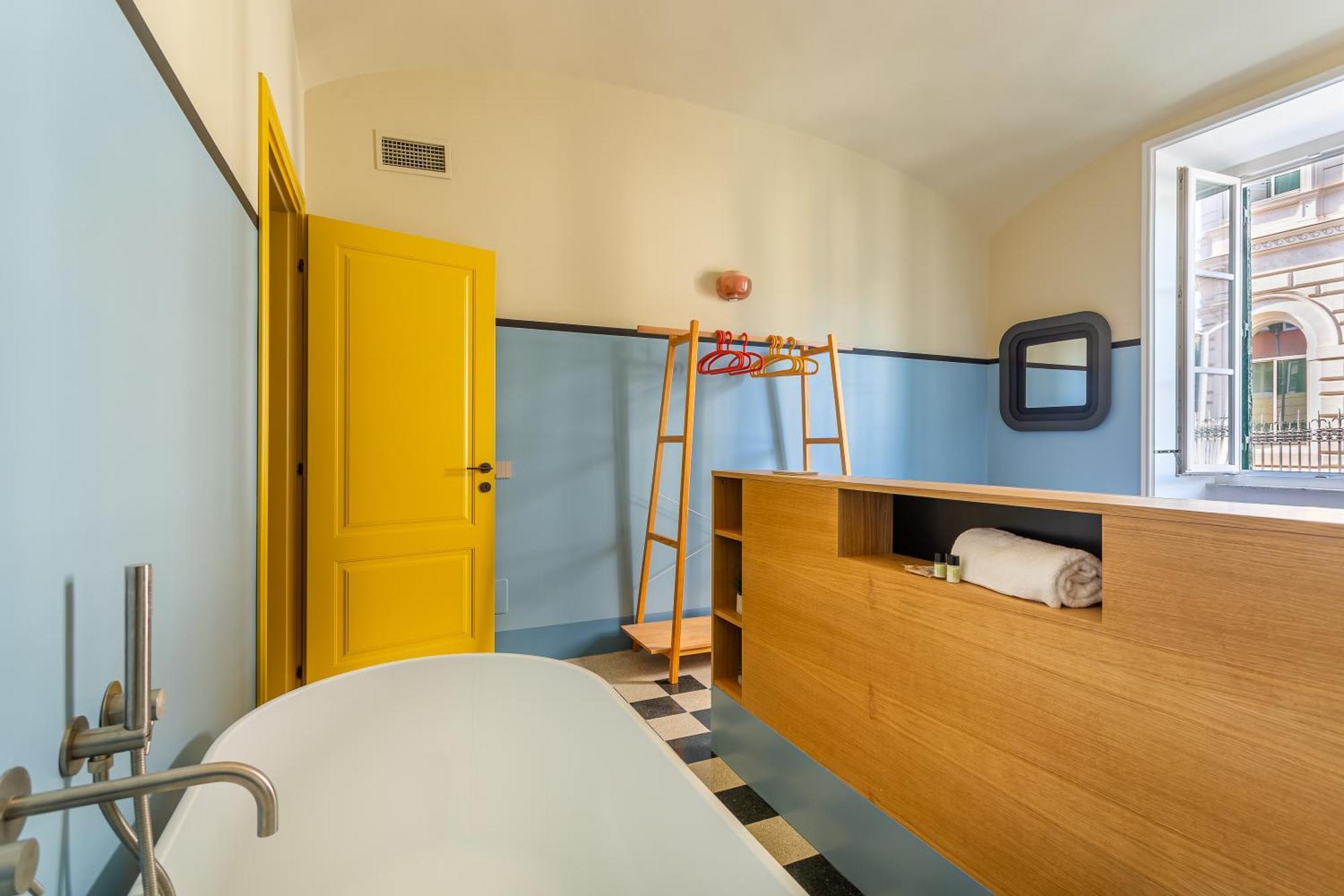 Iflat Colorful New In Esquilino Roma
