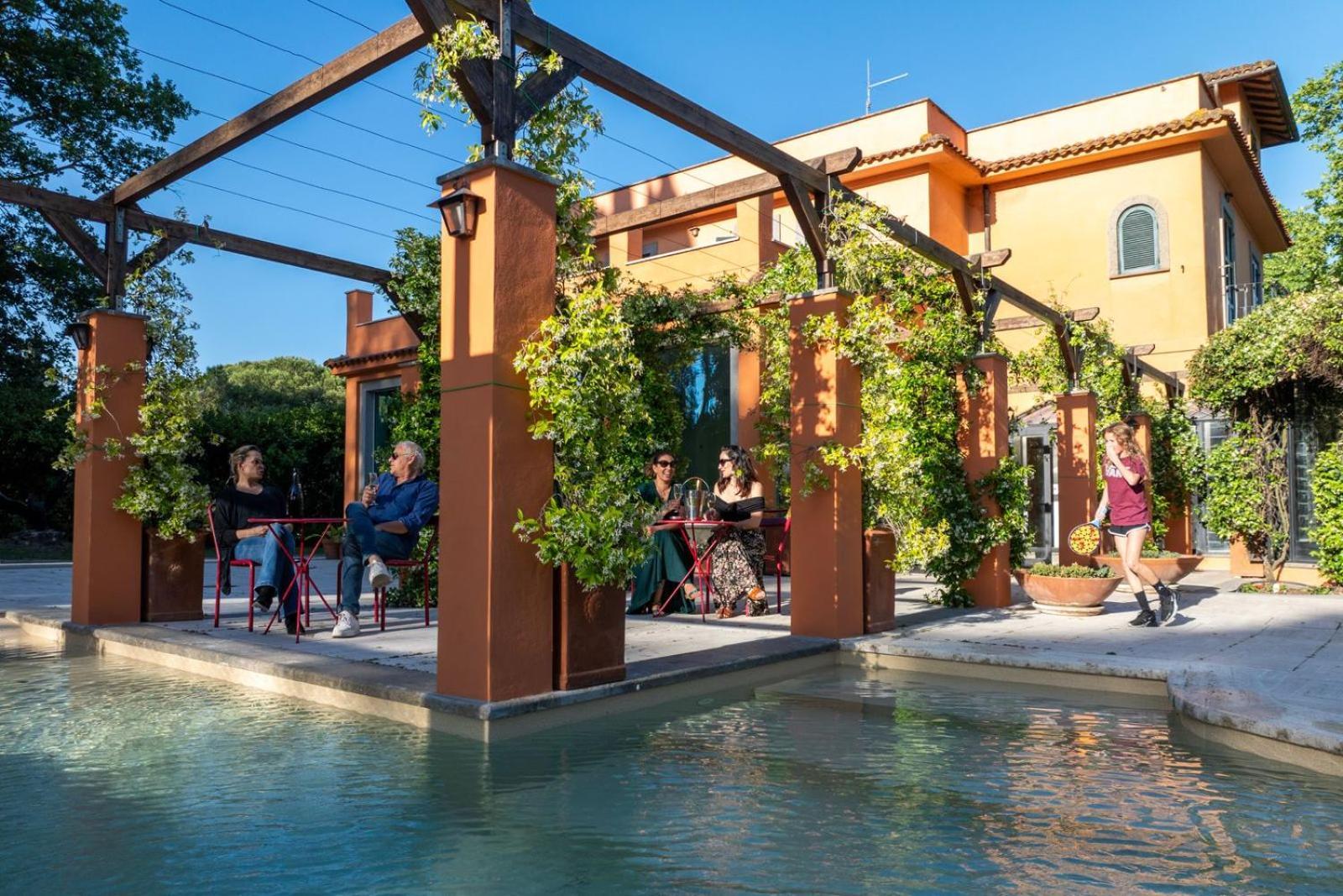 Apartahotel Hero's Garden Relais *