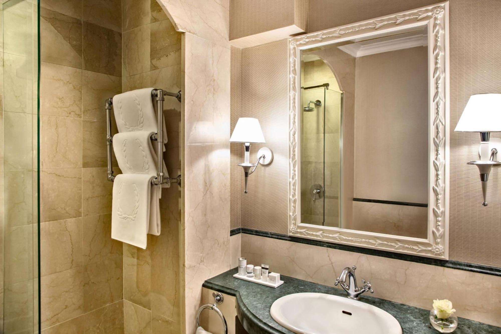 Hotel Marriott Grand Flora 4*