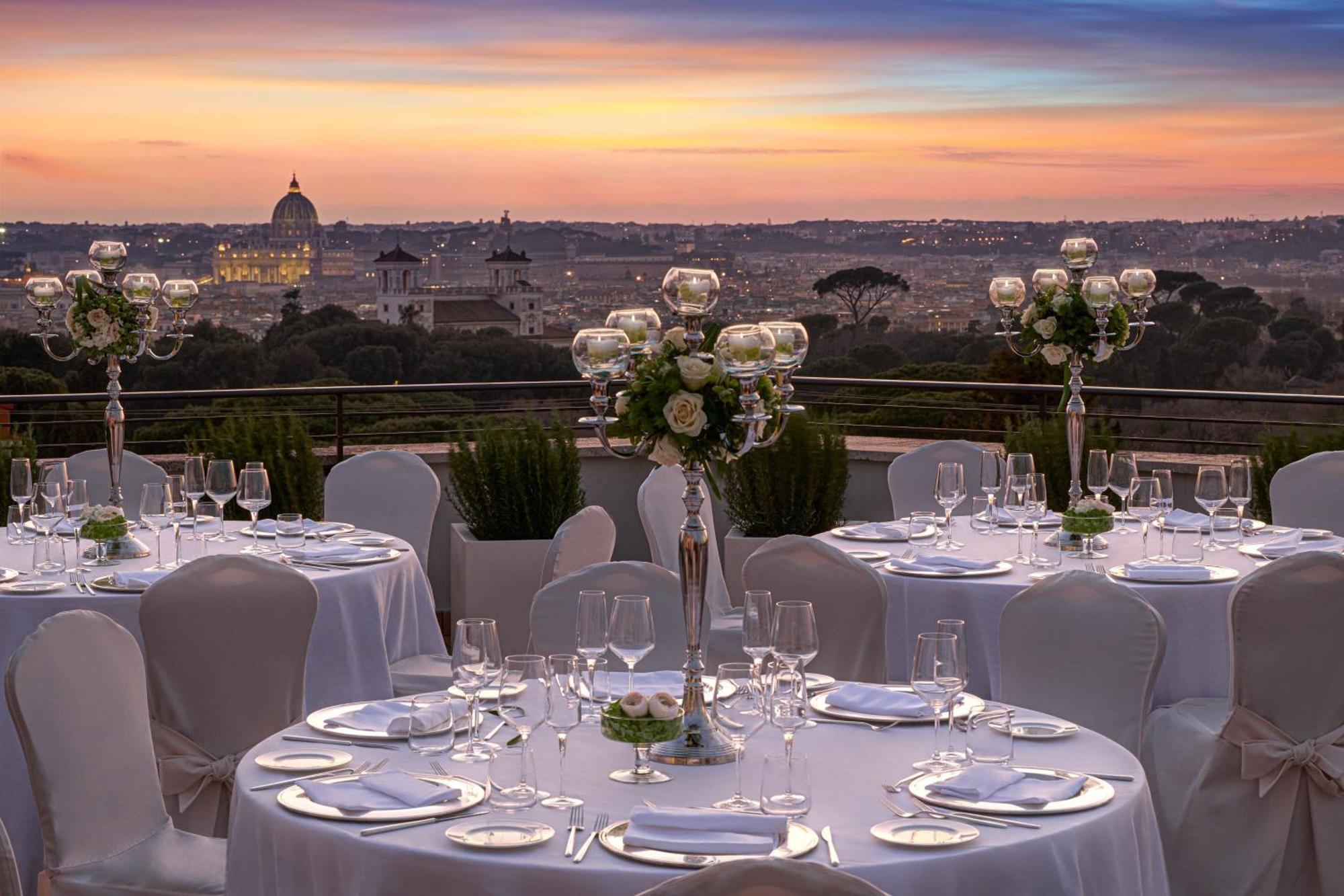 Marriott Grand Flora 4*