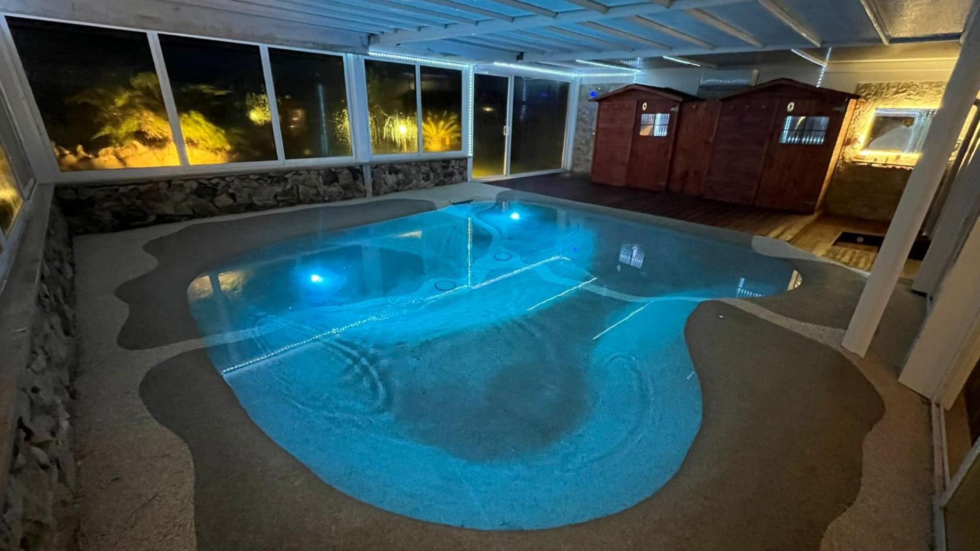 Open Space - Location Per Eventi 2 Piscine Riscaldate - Villa *
