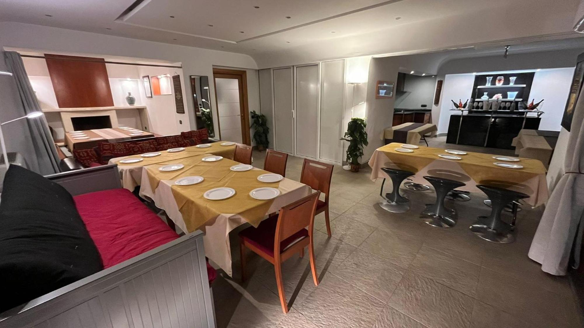 Villa Open Space - Location Per Eventi 2 Piscine Riscaldate -