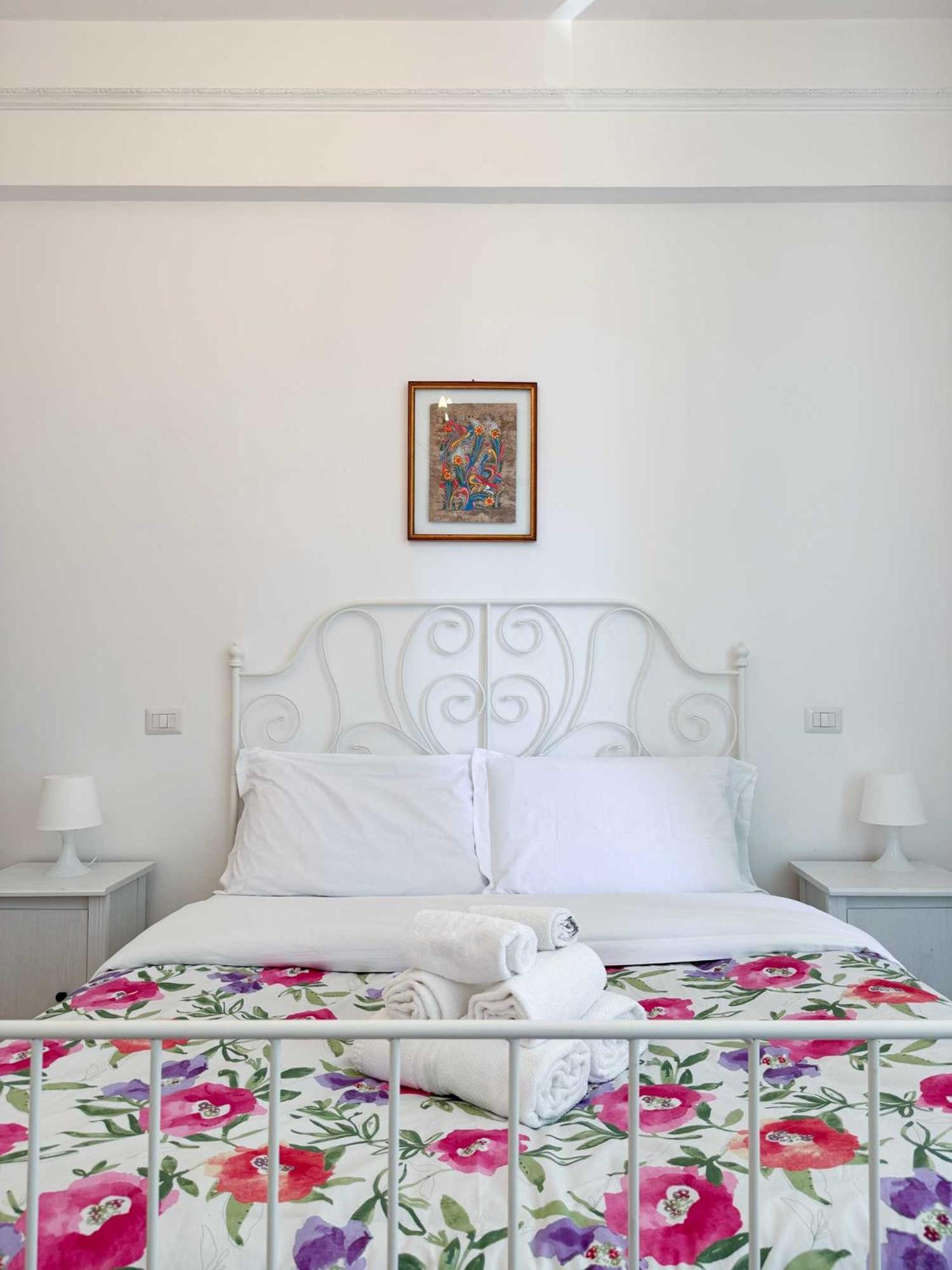 Piramide 2 Bedrooms & 2 Bathrooms * Roma