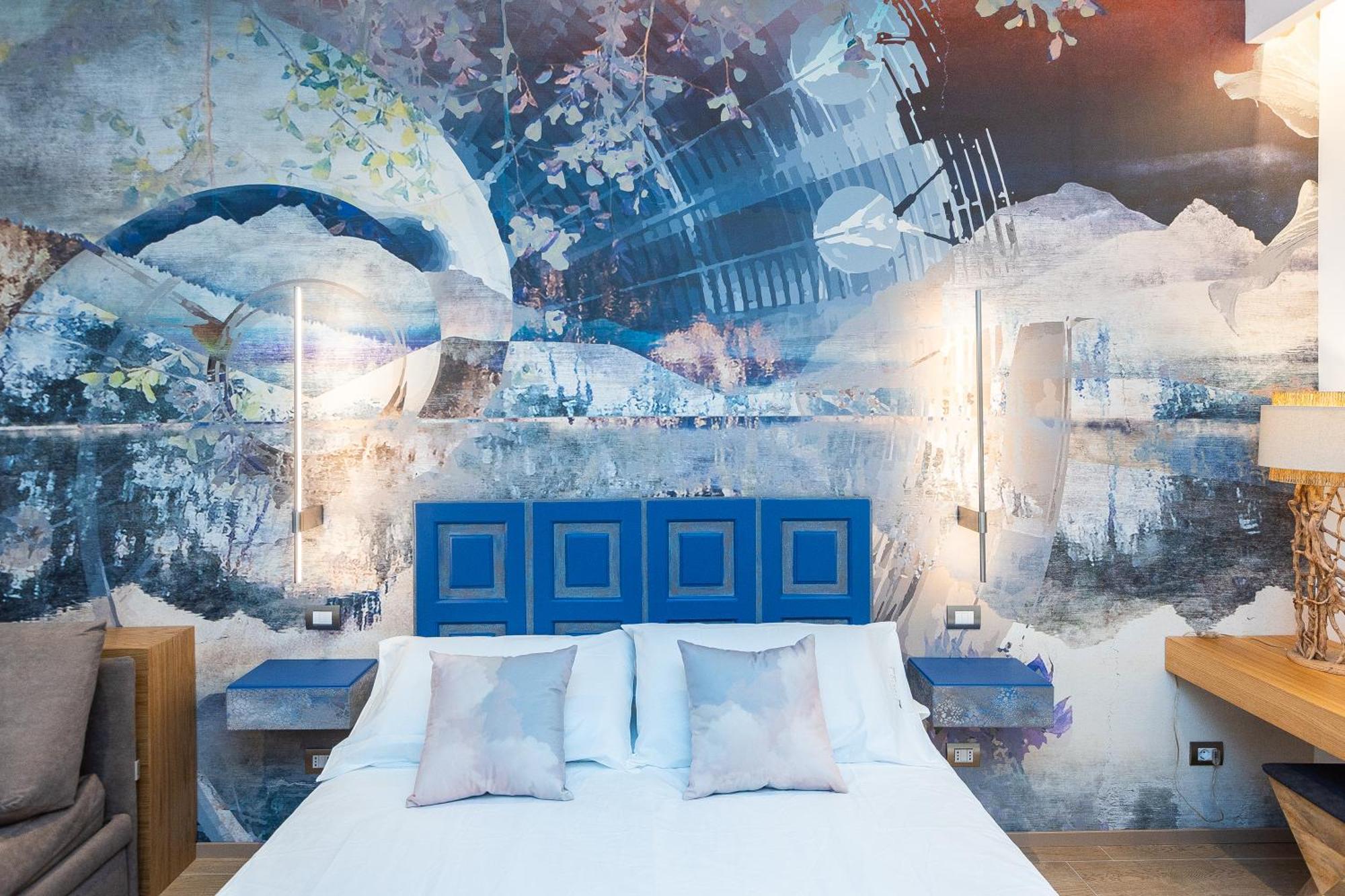 Ariosto's Luxury Rome