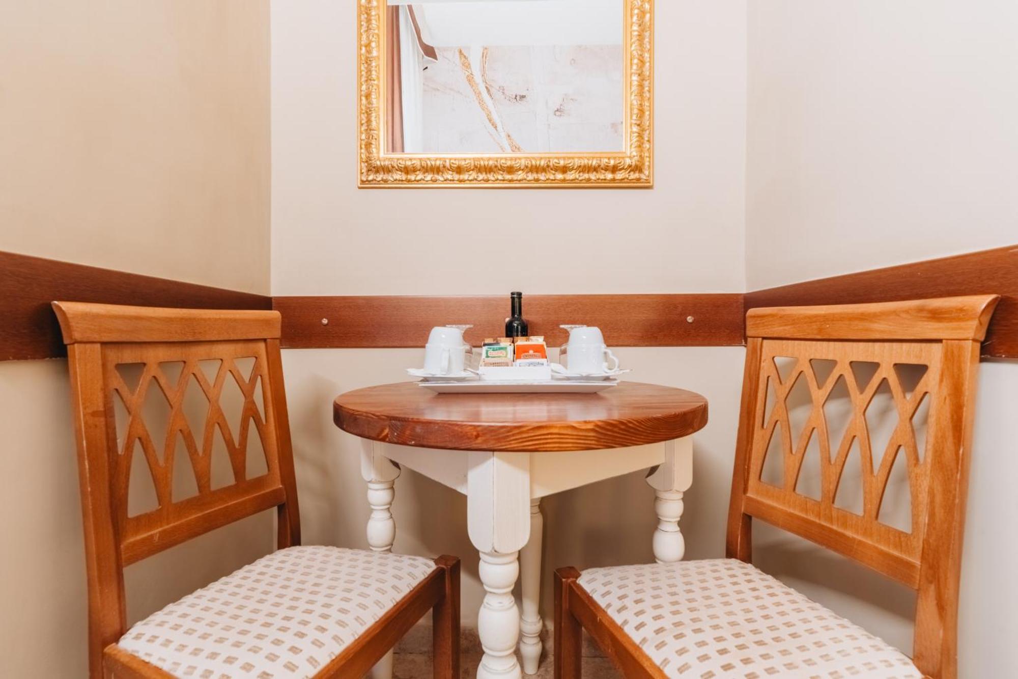 Le Clarisse Al Pantheon Hotel Roma