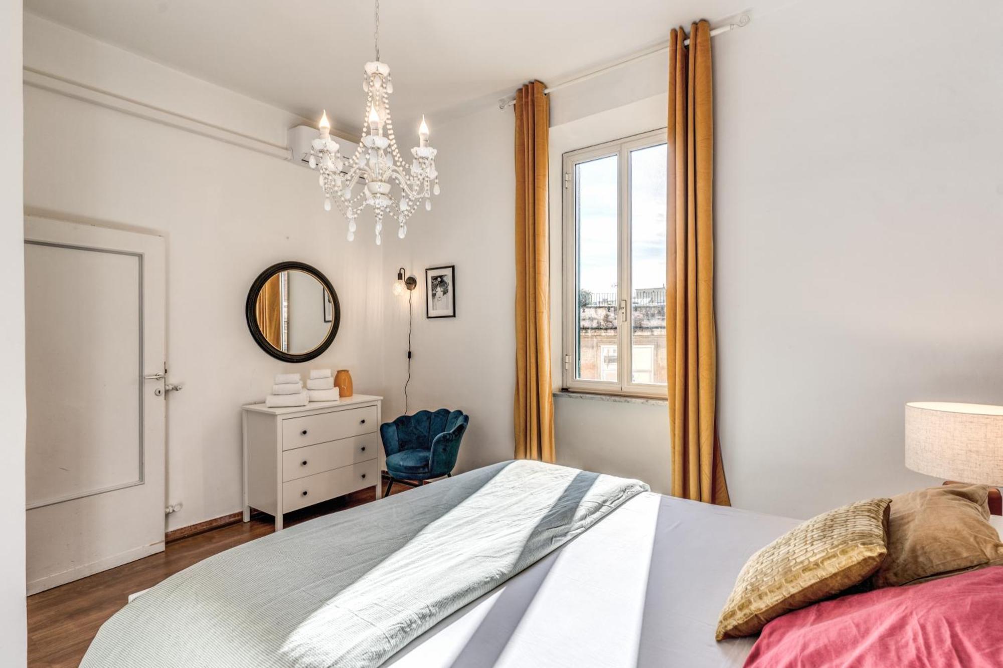 Aweshomeitaly - Spagna Glamour Life Penthouse * Rom