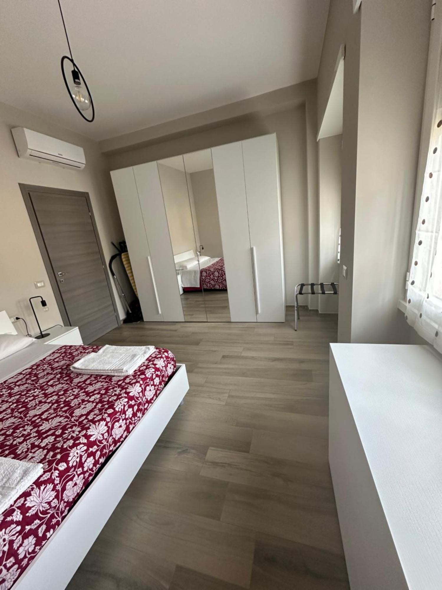 Casa Sofia, A 4 Fermate Metro Dal Vaticano Apartamento Roma