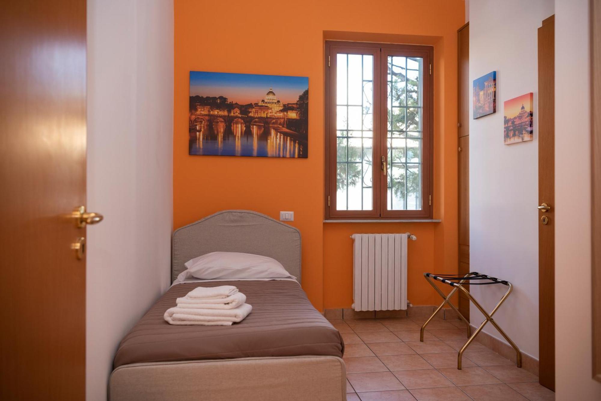 Lux Of The Vatican Aparthotel Rome